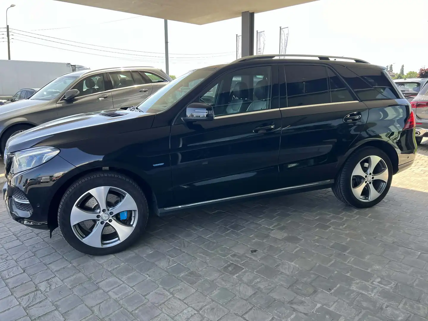 Mercedes-Benz GLE 500 GLE 500 e 4M PHEV trekhaak panodak dodehoekassistent Schwarz - 2