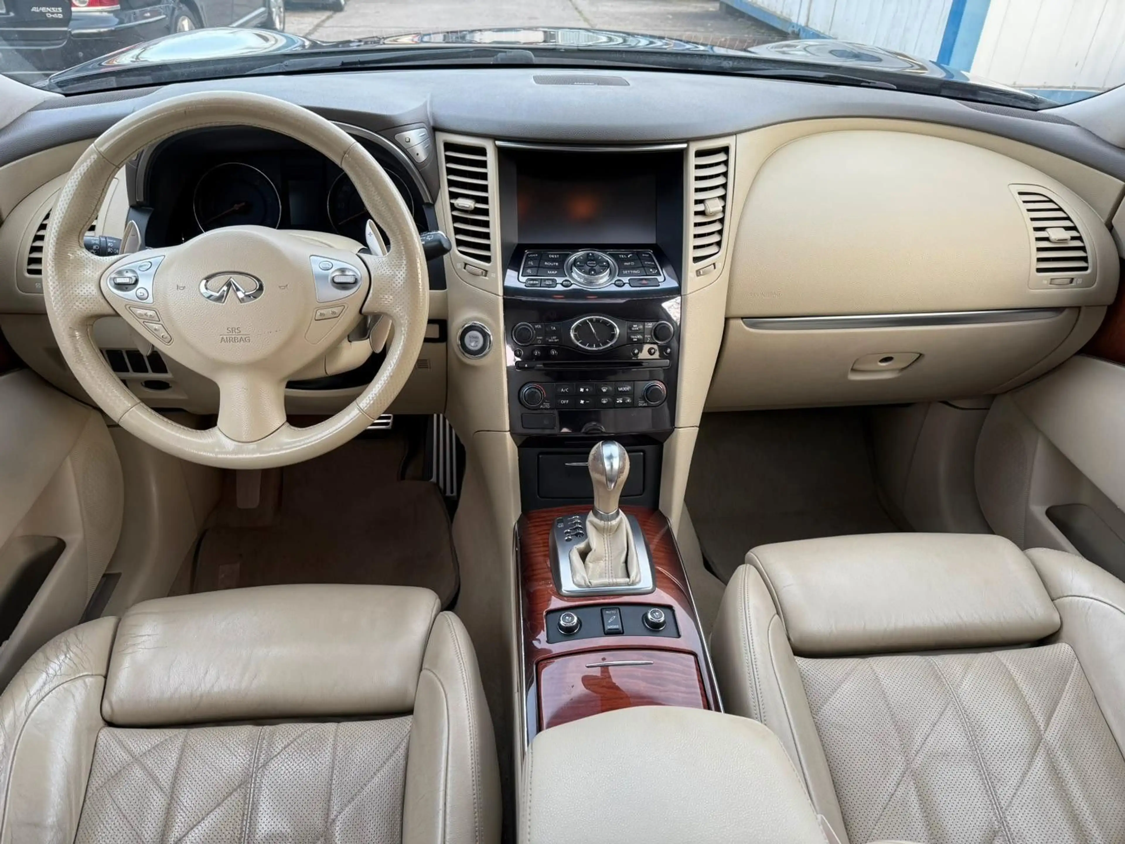 Infiniti FX 30d V6 AWD GT*TOP*TUV NEU*LEDER*SHZ* — photo 10