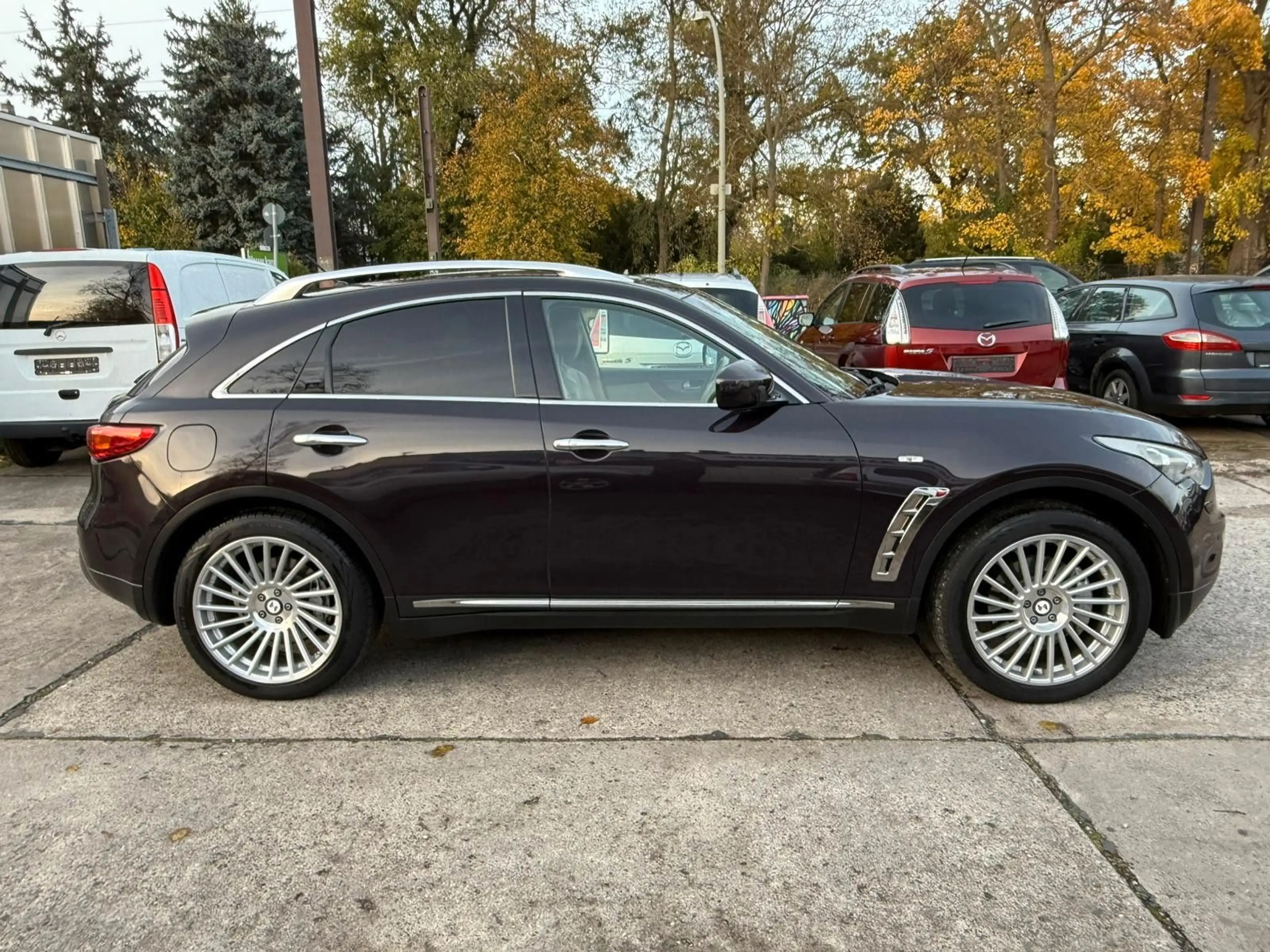 Infiniti FX 30d V6 AWD GT*TOP*TUV NEU*LEDER*SHZ* — photo 7