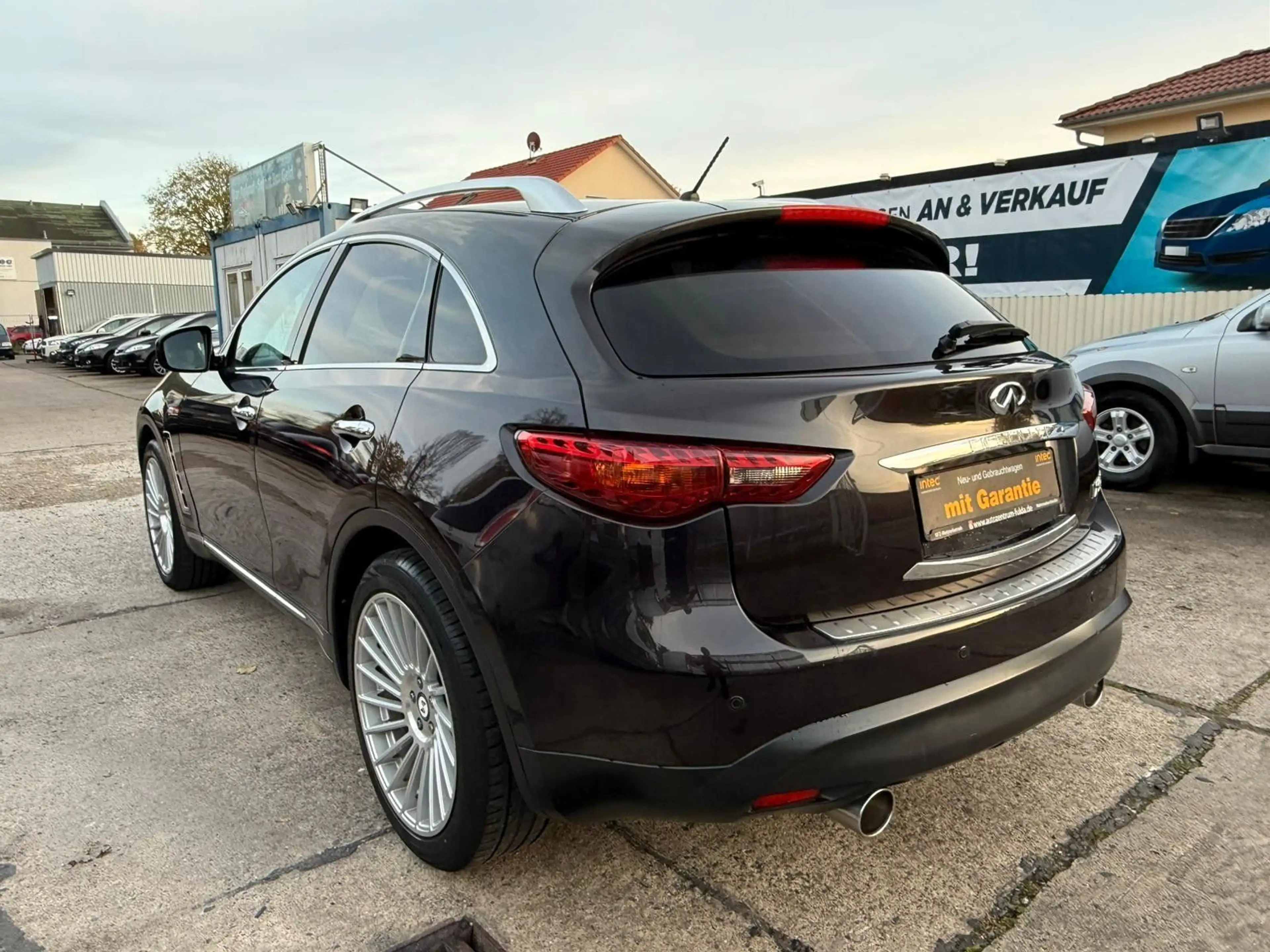 Infiniti FX 30d V6 AWD GT*TOP*TUV NEU*LEDER*SHZ* — photo 4