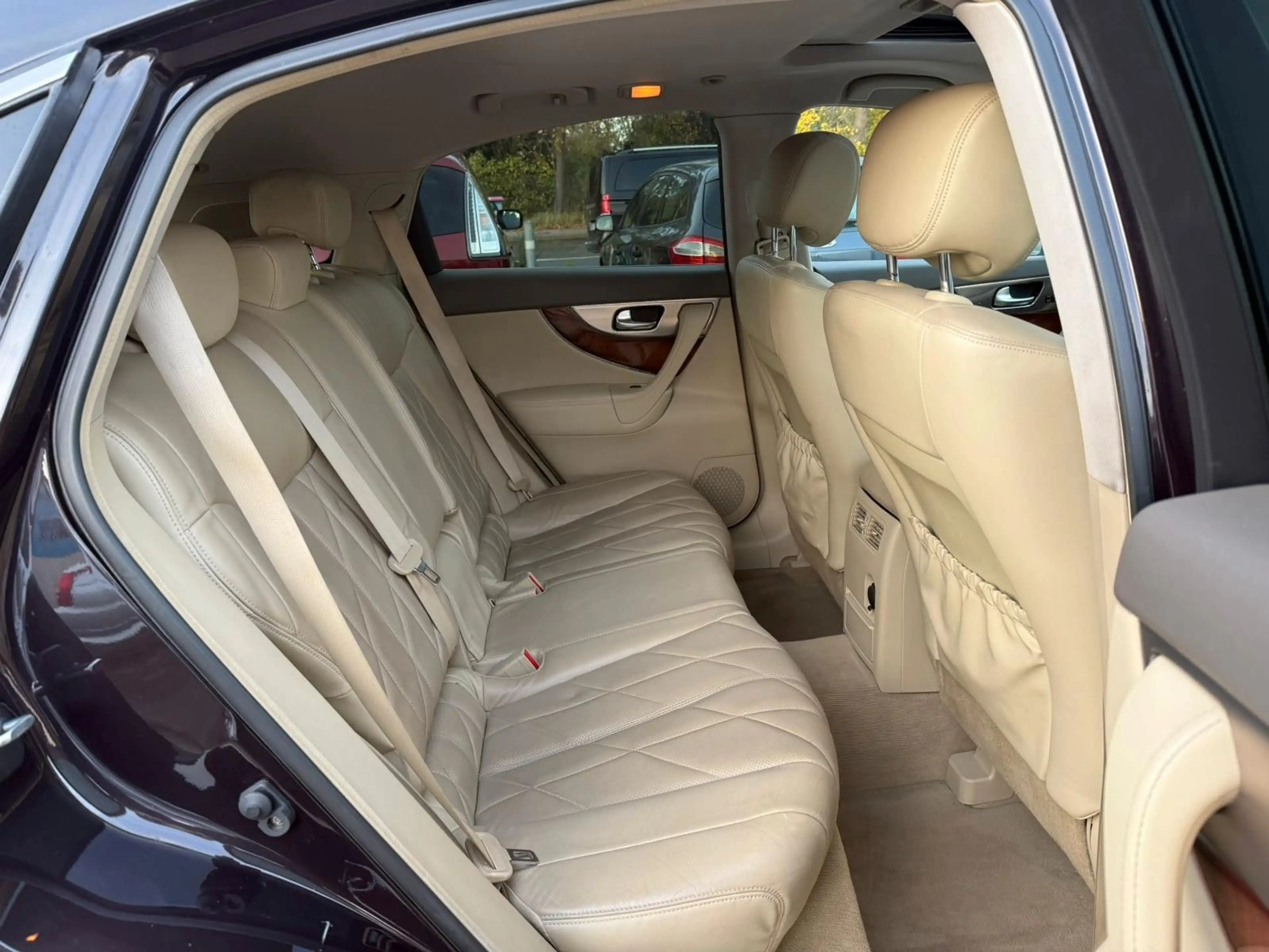 Infiniti FX 30d V6 AWD GT*TOP*TUV NEU*LEDER*SHZ* — photo 13