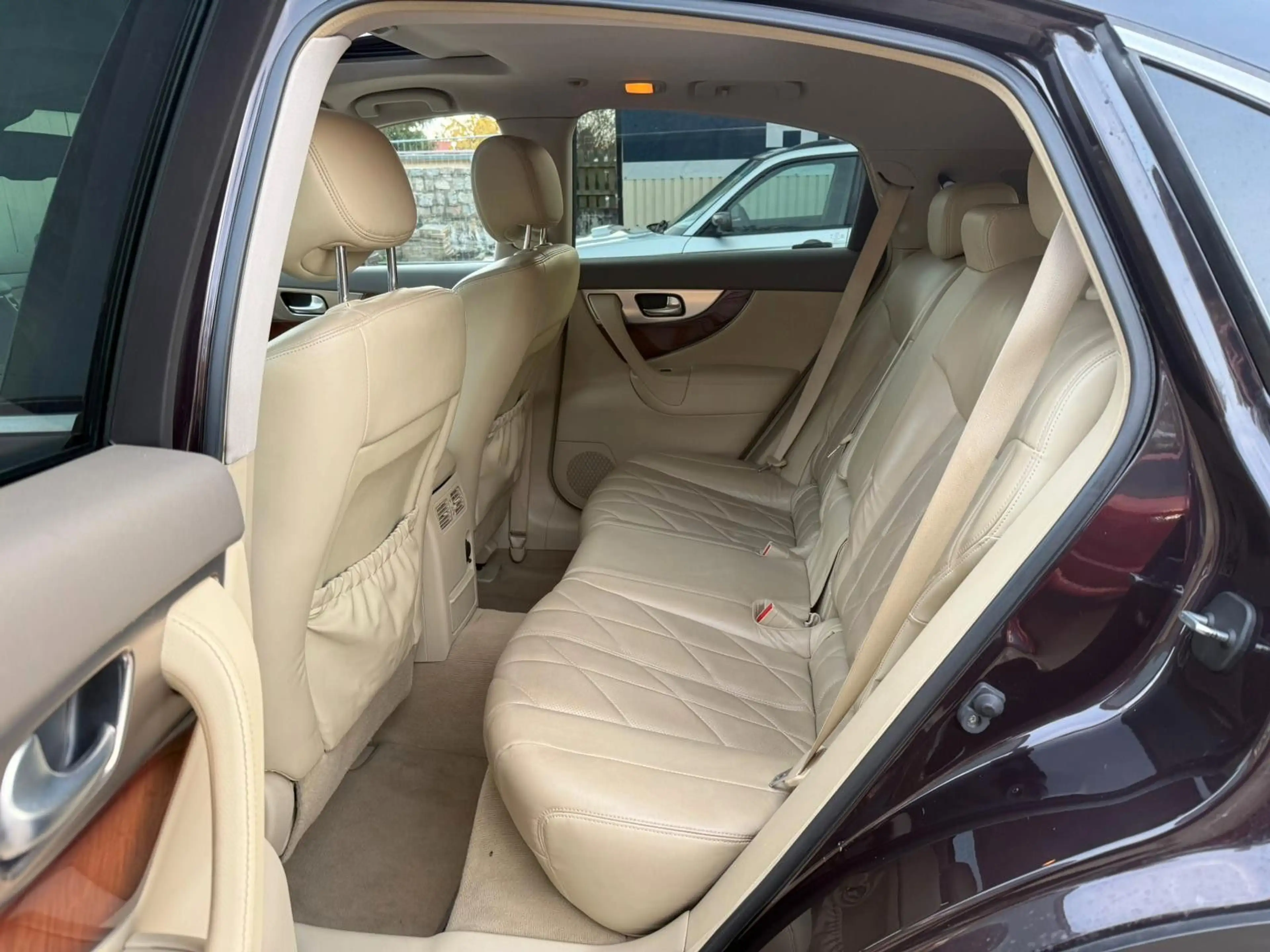 Infiniti FX 30d V6 AWD GT*TOP*TUV NEU*LEDER*SHZ* — photo 9