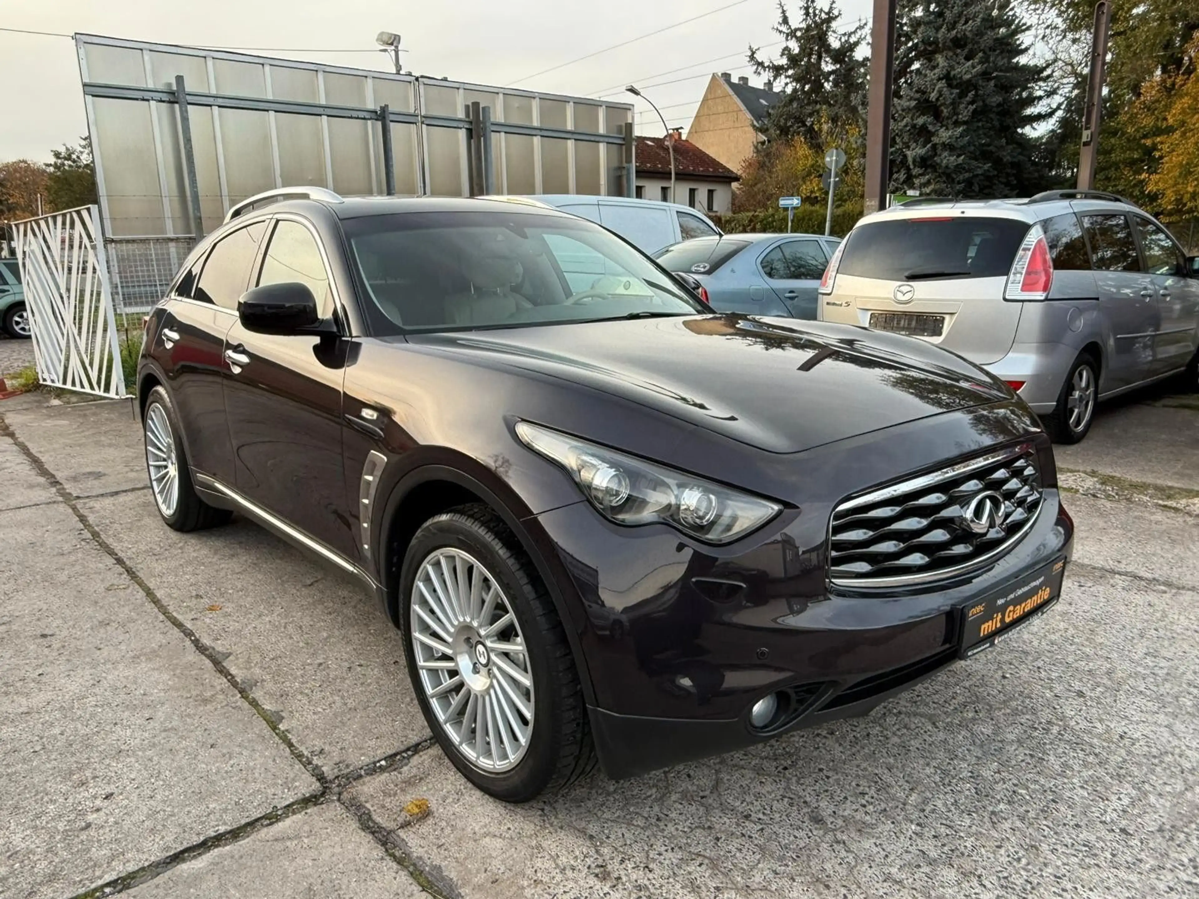 Infiniti FX 30d V6 AWD GT*TOP*TUV NEU*LEDER*SHZ* — photo 3
