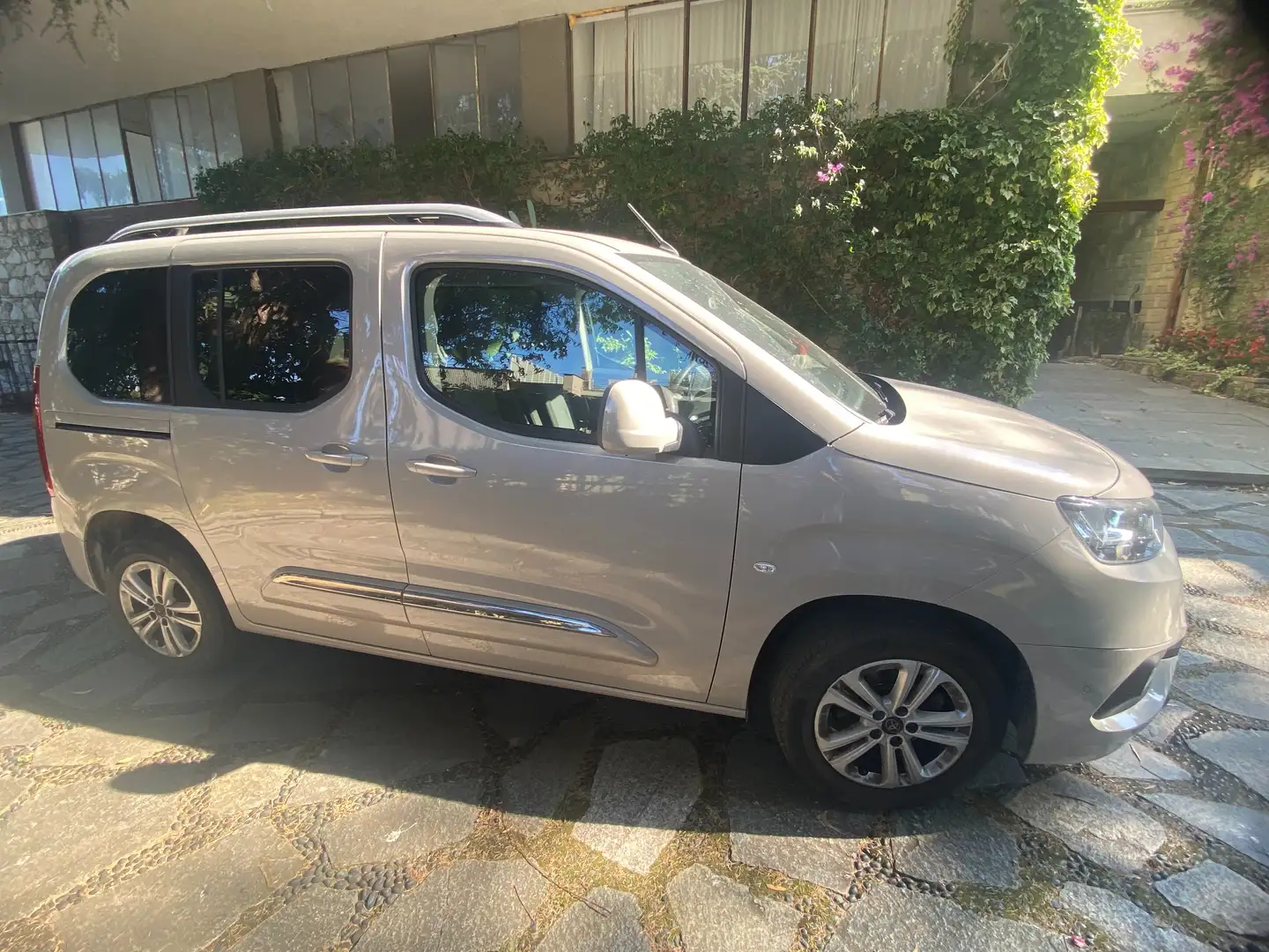 Toyota Proace City VERSO L1 1.2P 110CV M/T Executive Beige - 2