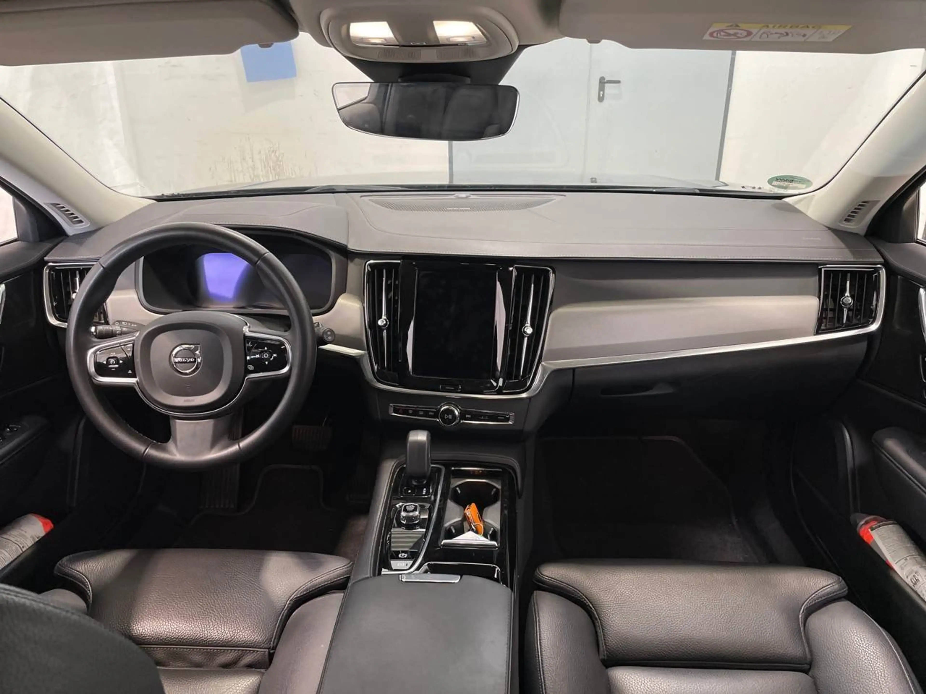 Volvo V90 V 90 T6 Twin Engine AWD Plus Bright Plug-In — photo 6