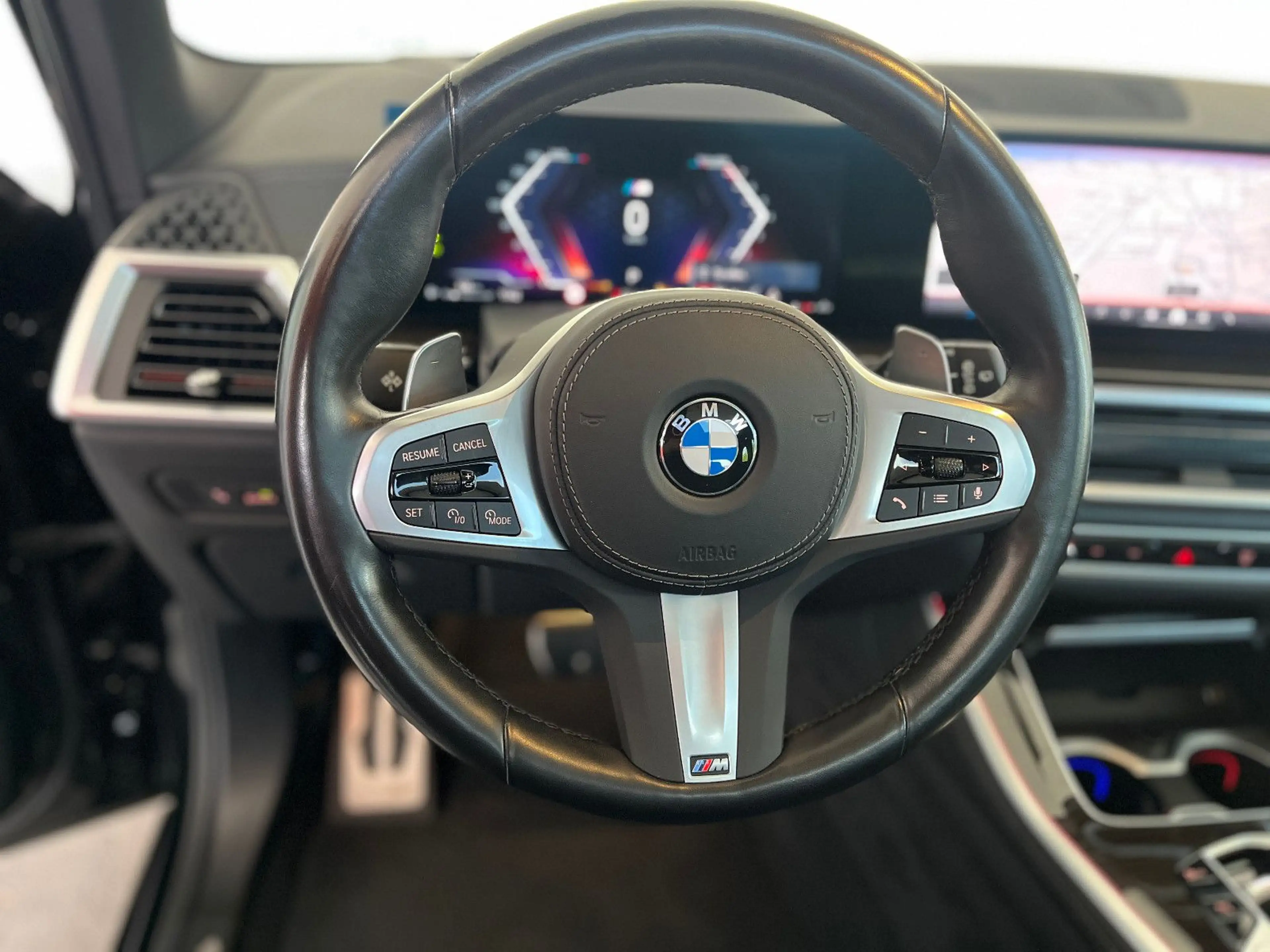 BMW X5 40i xDrive M Sport 20" Leder Pano HUD adapLED — photo 17