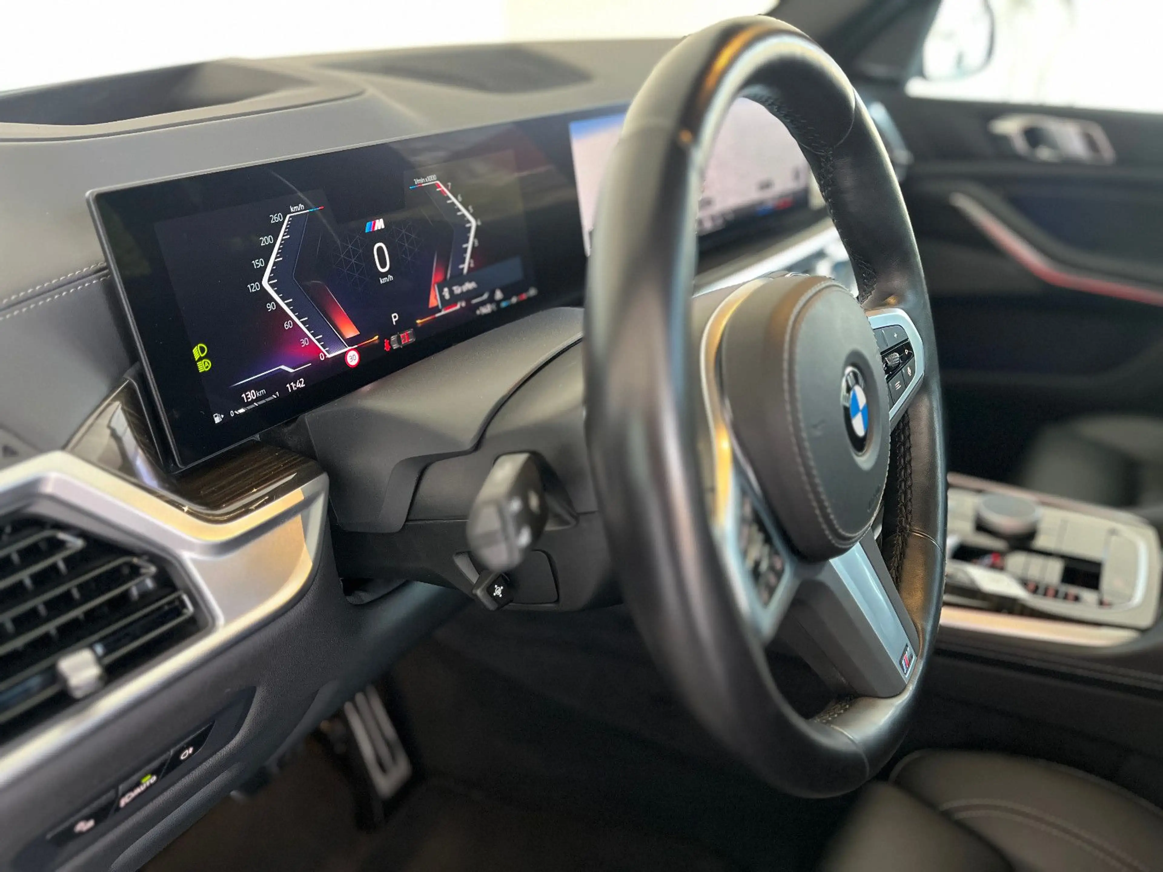 BMW X5 40i xDrive M Sport 20" Leder Pano HUD adapLED — photo 16