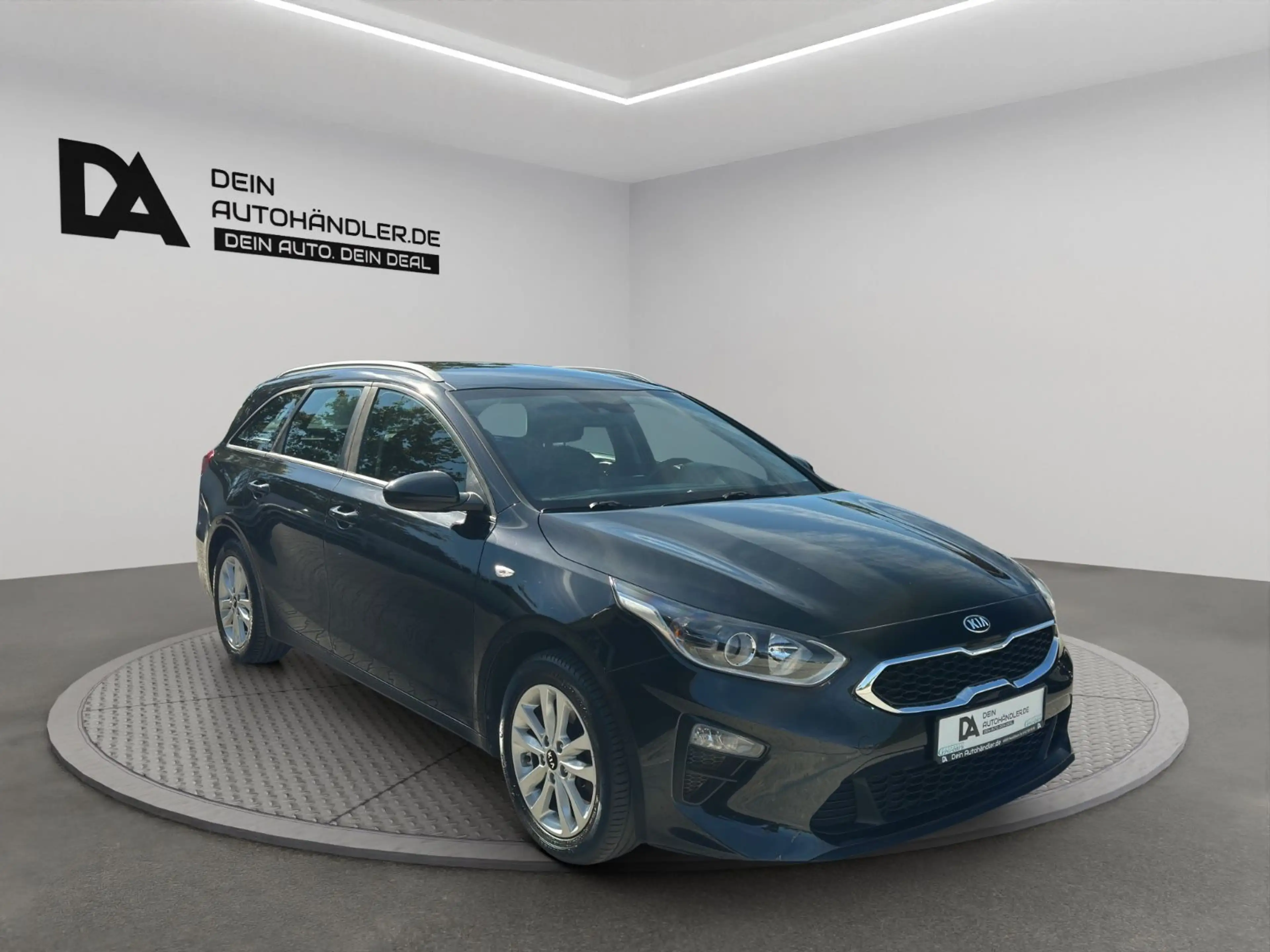 Kia Ceed SW / cee'd SW 1.0 T-GDI Vision*LED* — photo 8