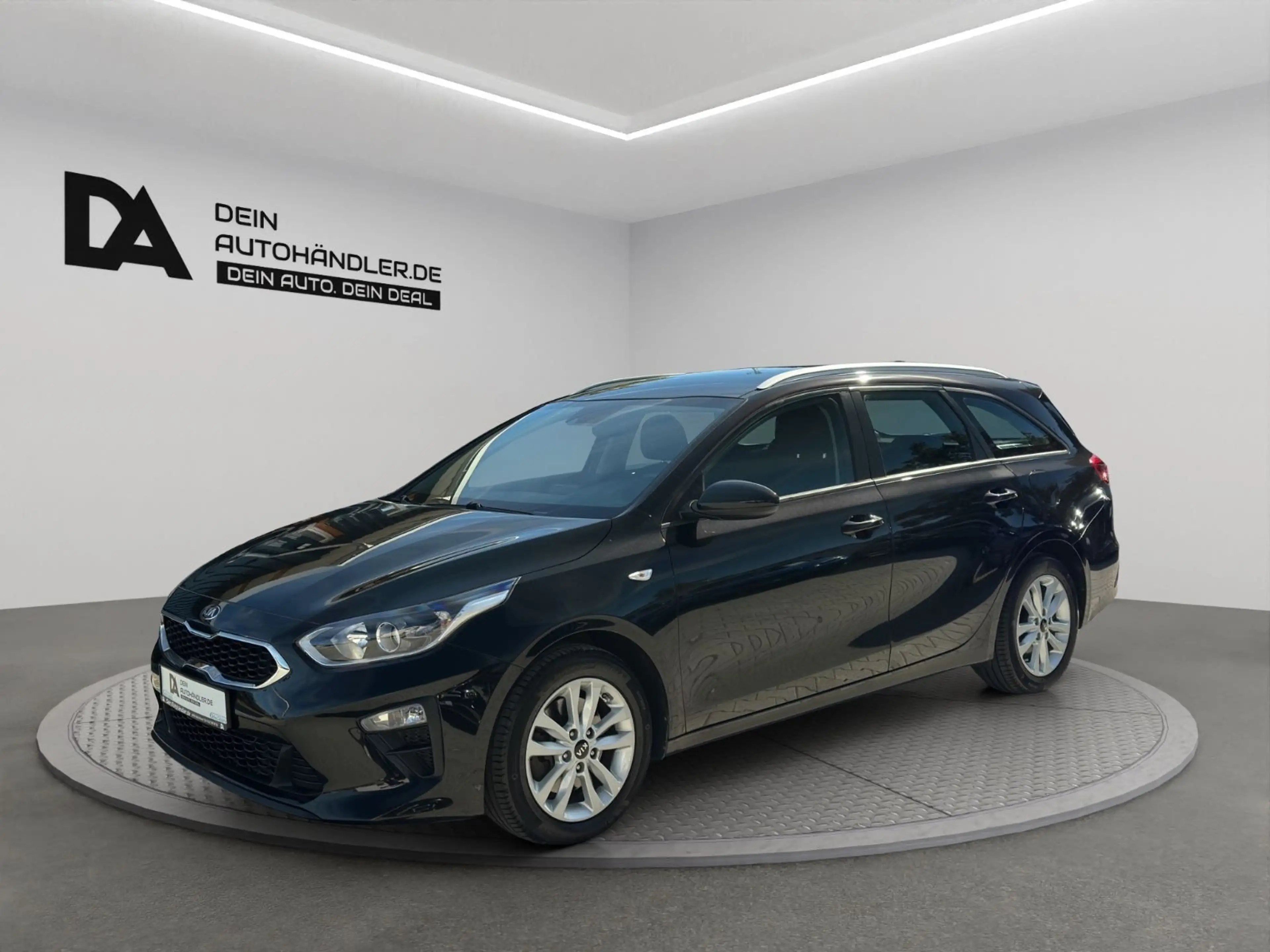Kia Ceed SW / cee'd SW 1.0 T-GDI Vision*LED* — photo 2