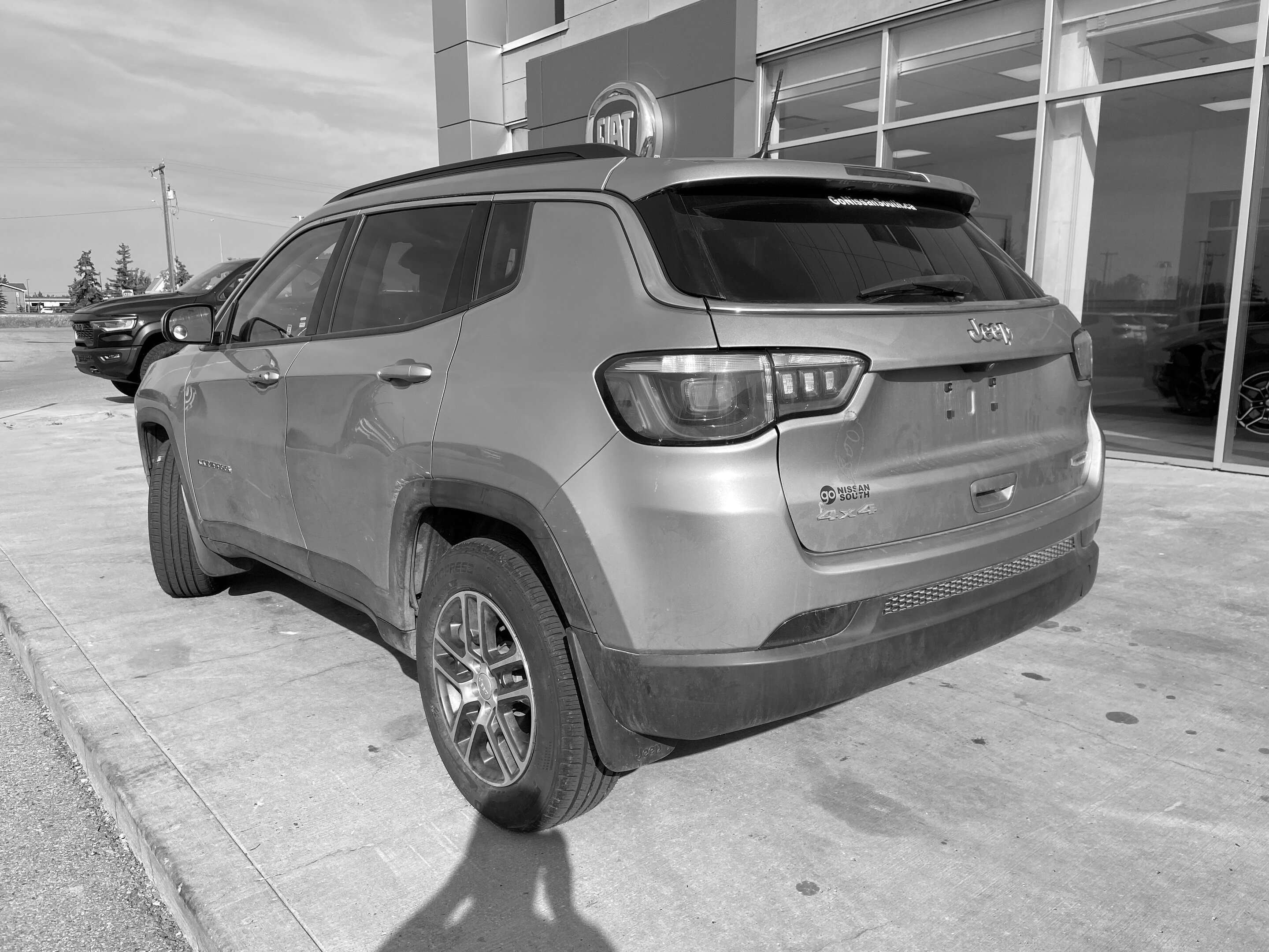 2019 Jeep Compass North  | Cold Weather Group w/ Heated Seats & Heat — снимка 1