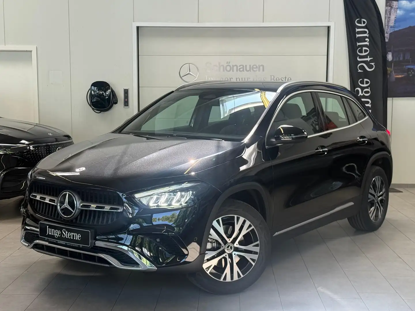 Mercedes-Benz GLA 180 PROGRESSIVEADVPLUS+PANO+KEYLESS+CARPLAY Nero - 1