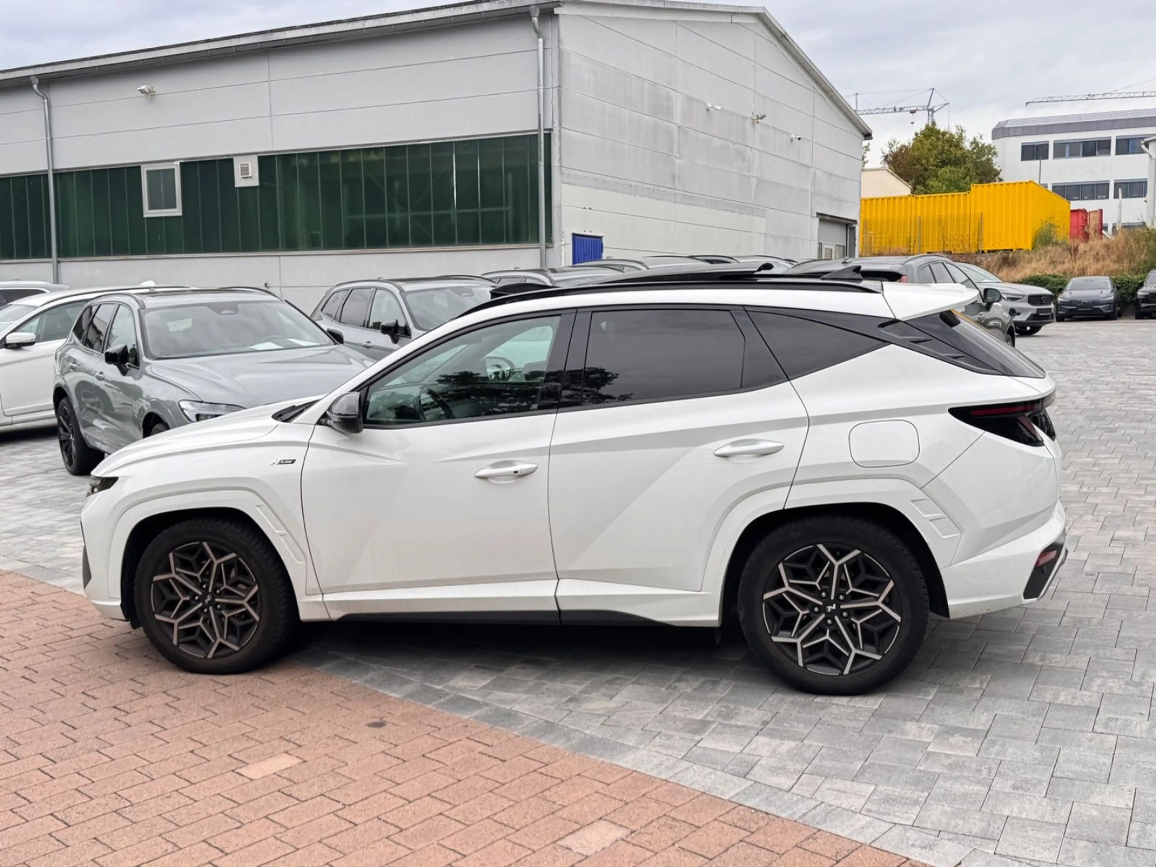 Hyundai TUCSON N-LINE AWD +PANO+T-LEDER+NAVI+AUTO — photo 8