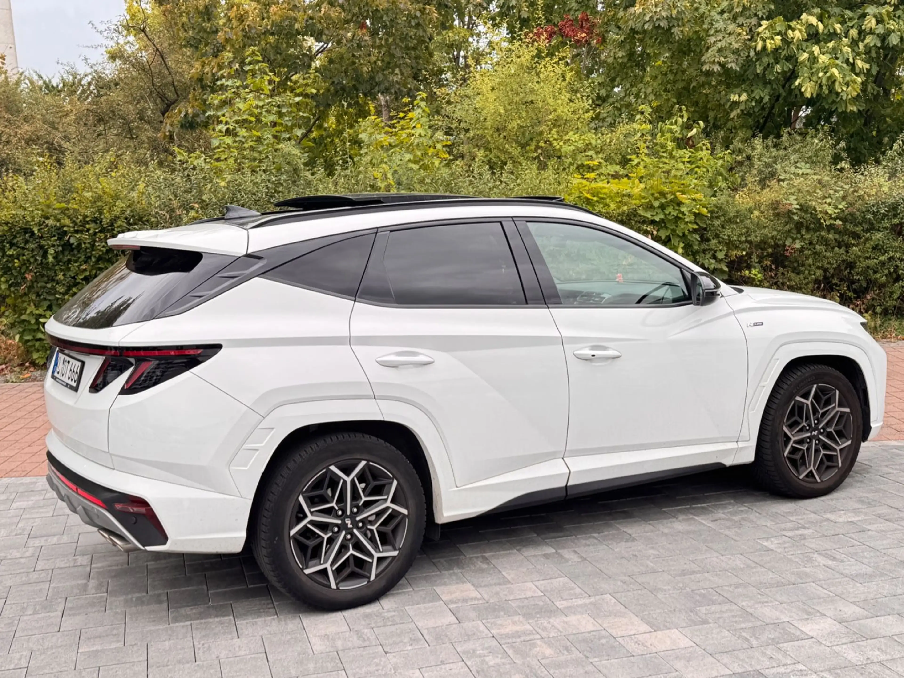 Hyundai TUCSON N-LINE AWD +PANO+T-LEDER+NAVI+AUTO — photo 3