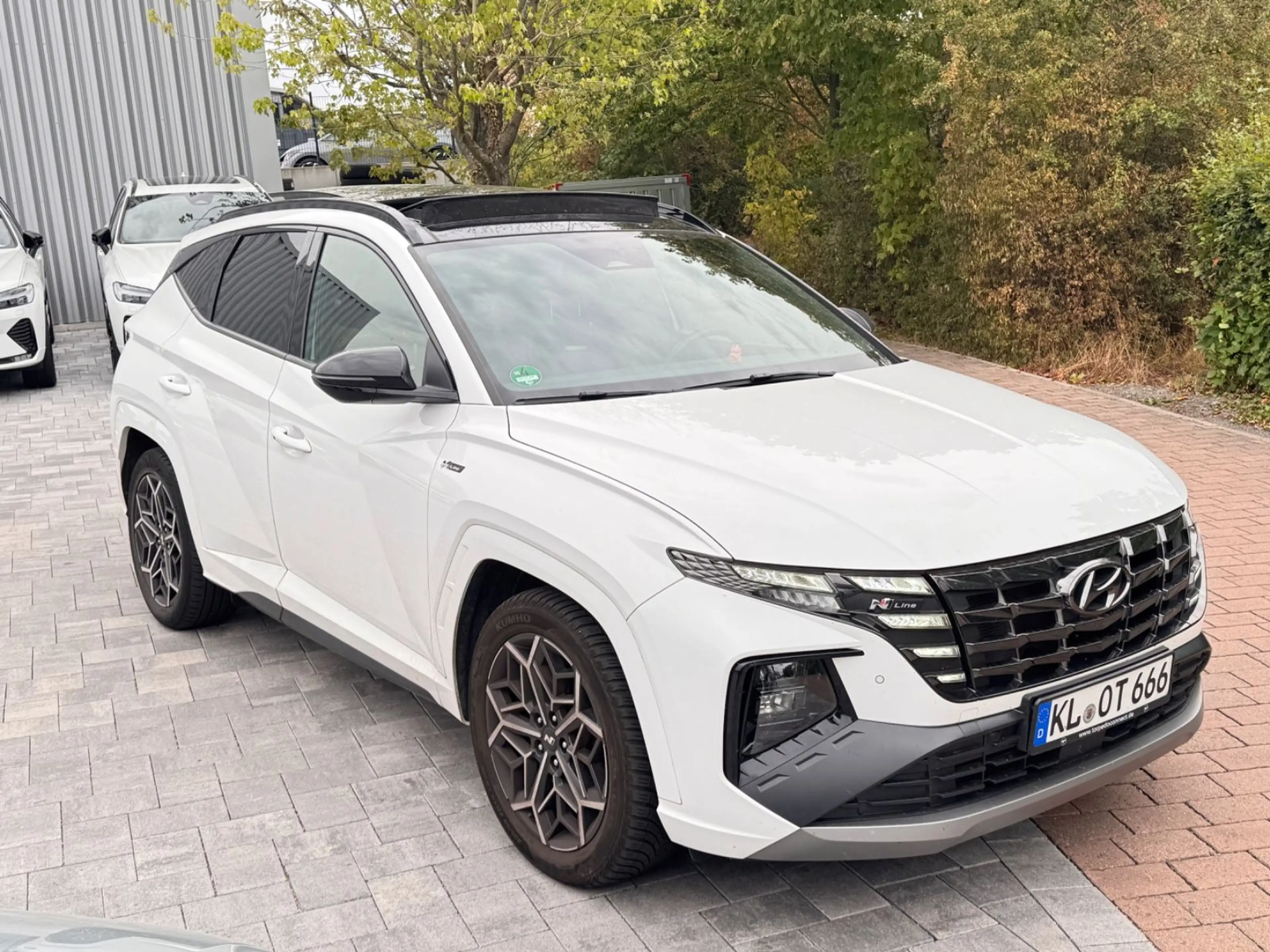 Hyundai TUCSON N-LINE AWD +PANO+T-LEDER+NAVI+AUTO