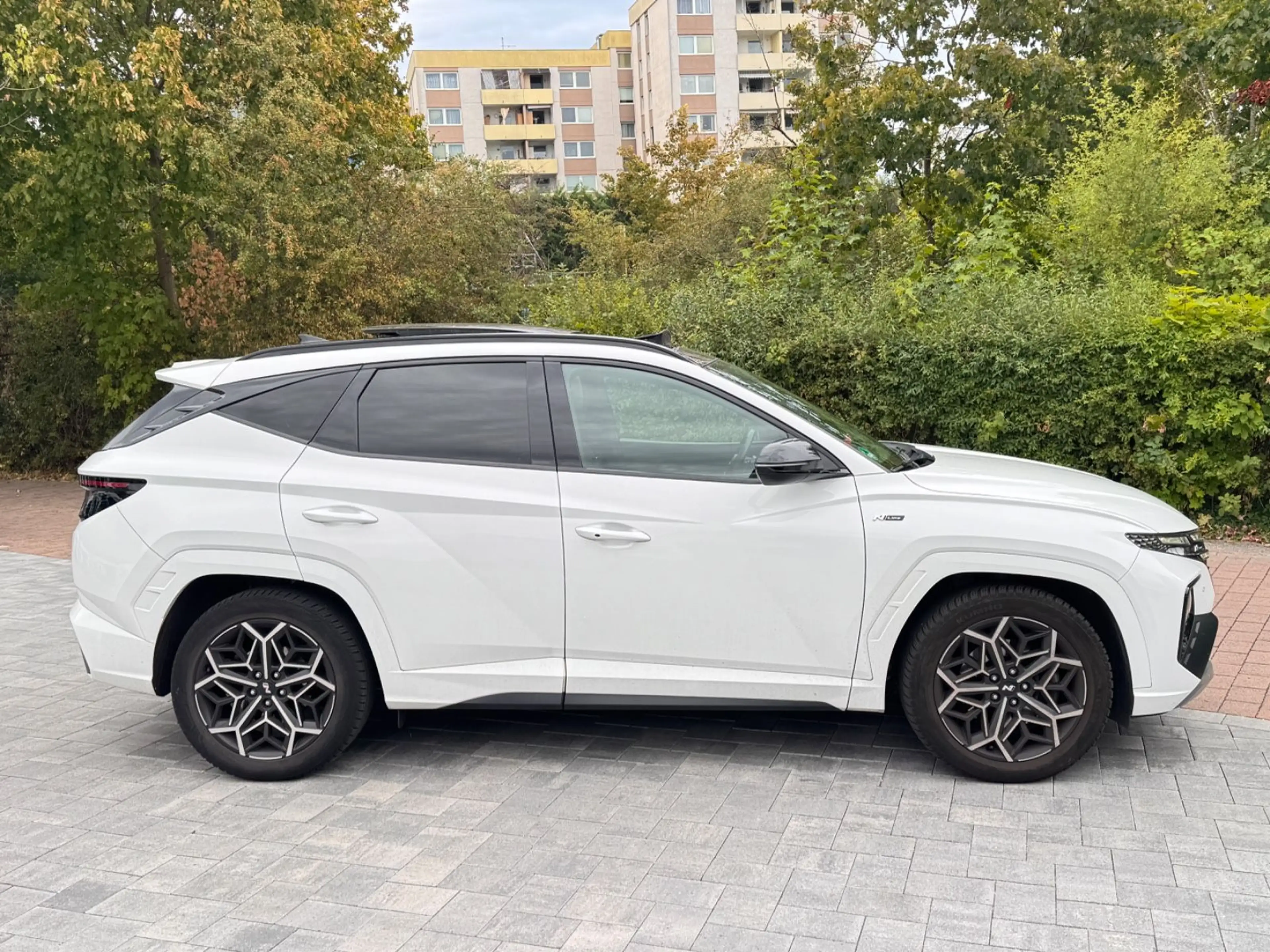 Hyundai TUCSON N-LINE AWD +PANO+T-LEDER+NAVI+AUTO — photo 10