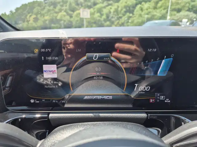 Mercedes-Benz Gla Class view 14