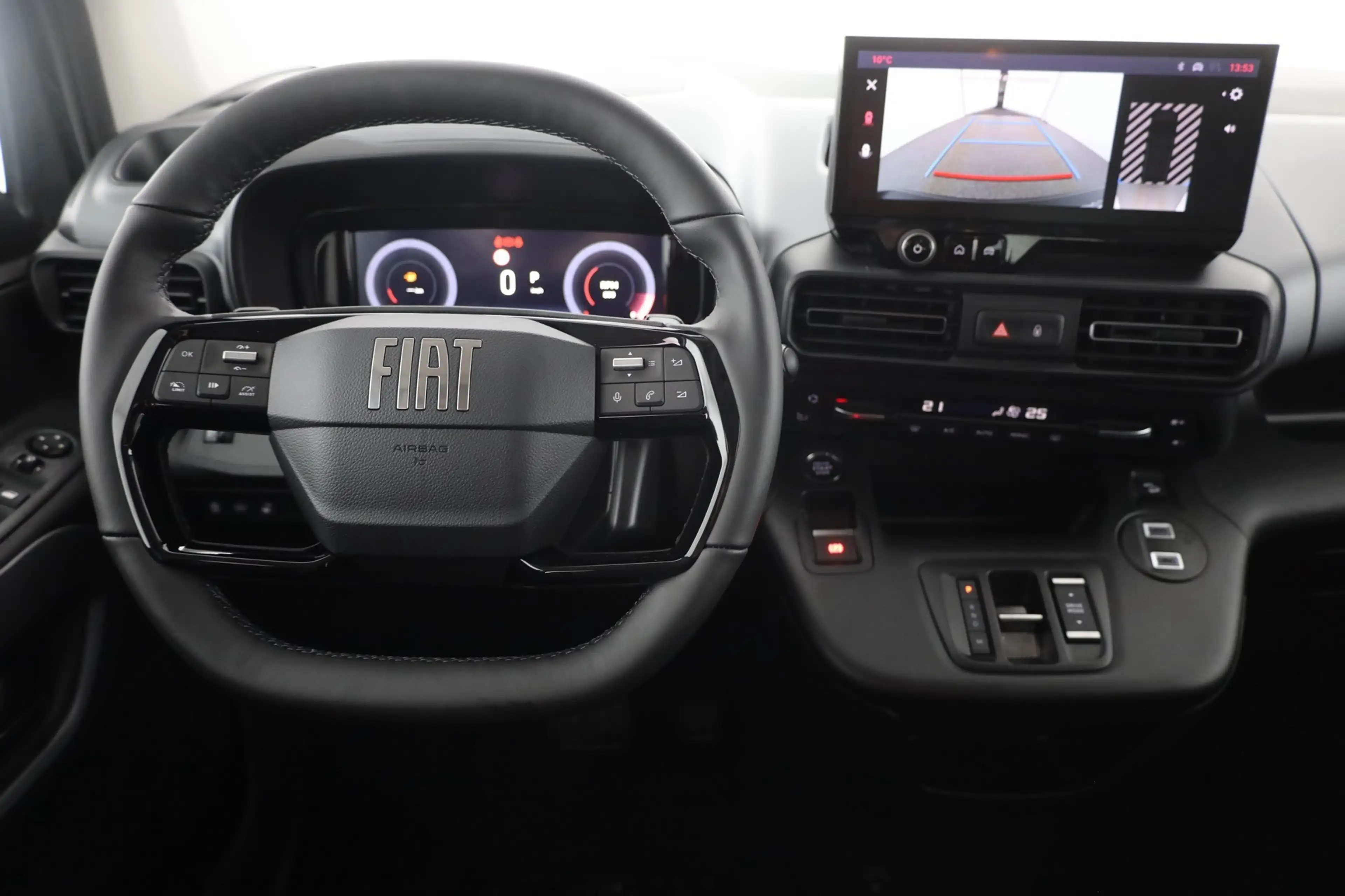 Fiat Doblo Maxi 1.5 BlueHDi Aut. LED Navi 7-Sitzer — photo 10