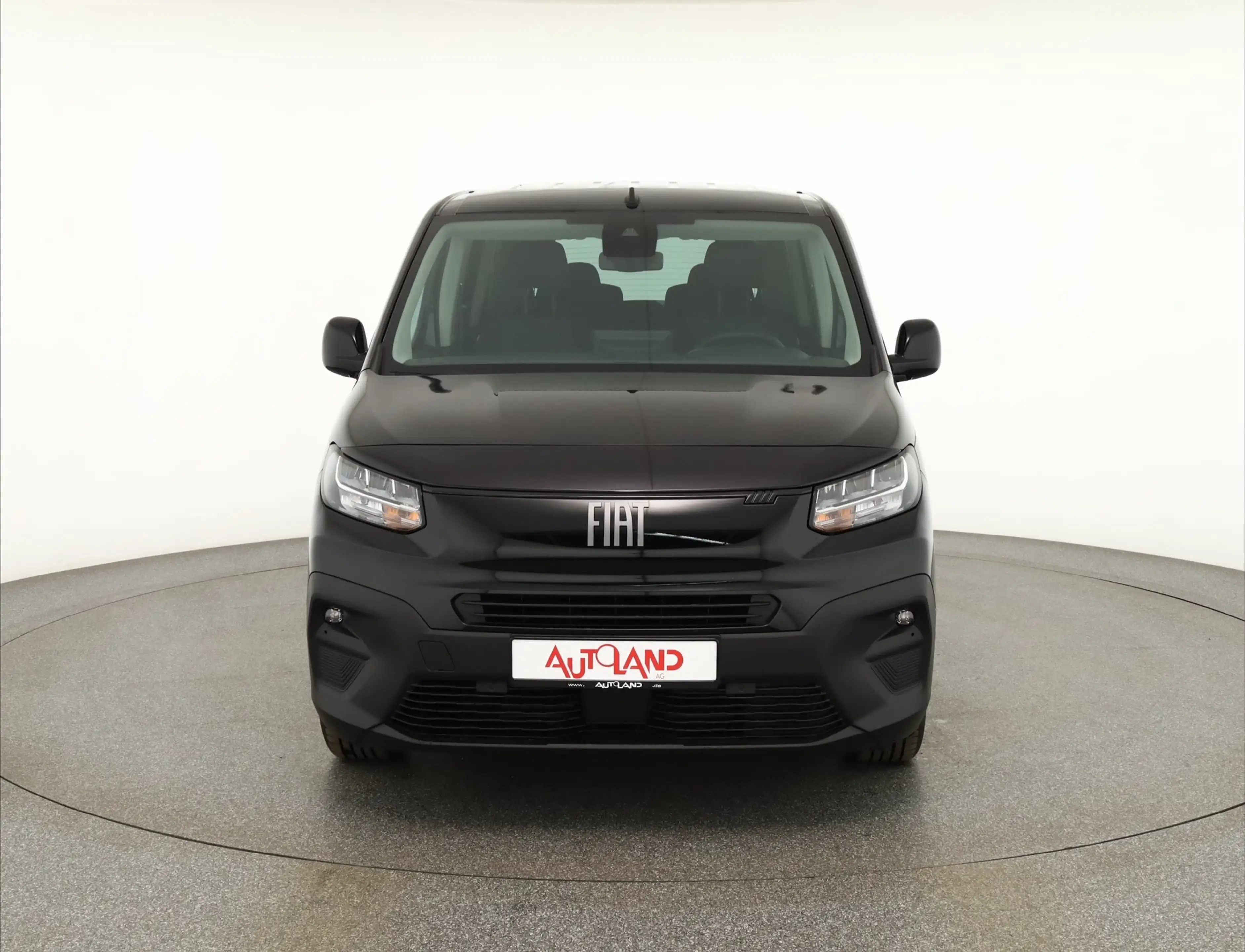 Fiat Doblo Maxi 1.5 BlueHDi Aut. LED Navi 7-Sitzer — photo 8