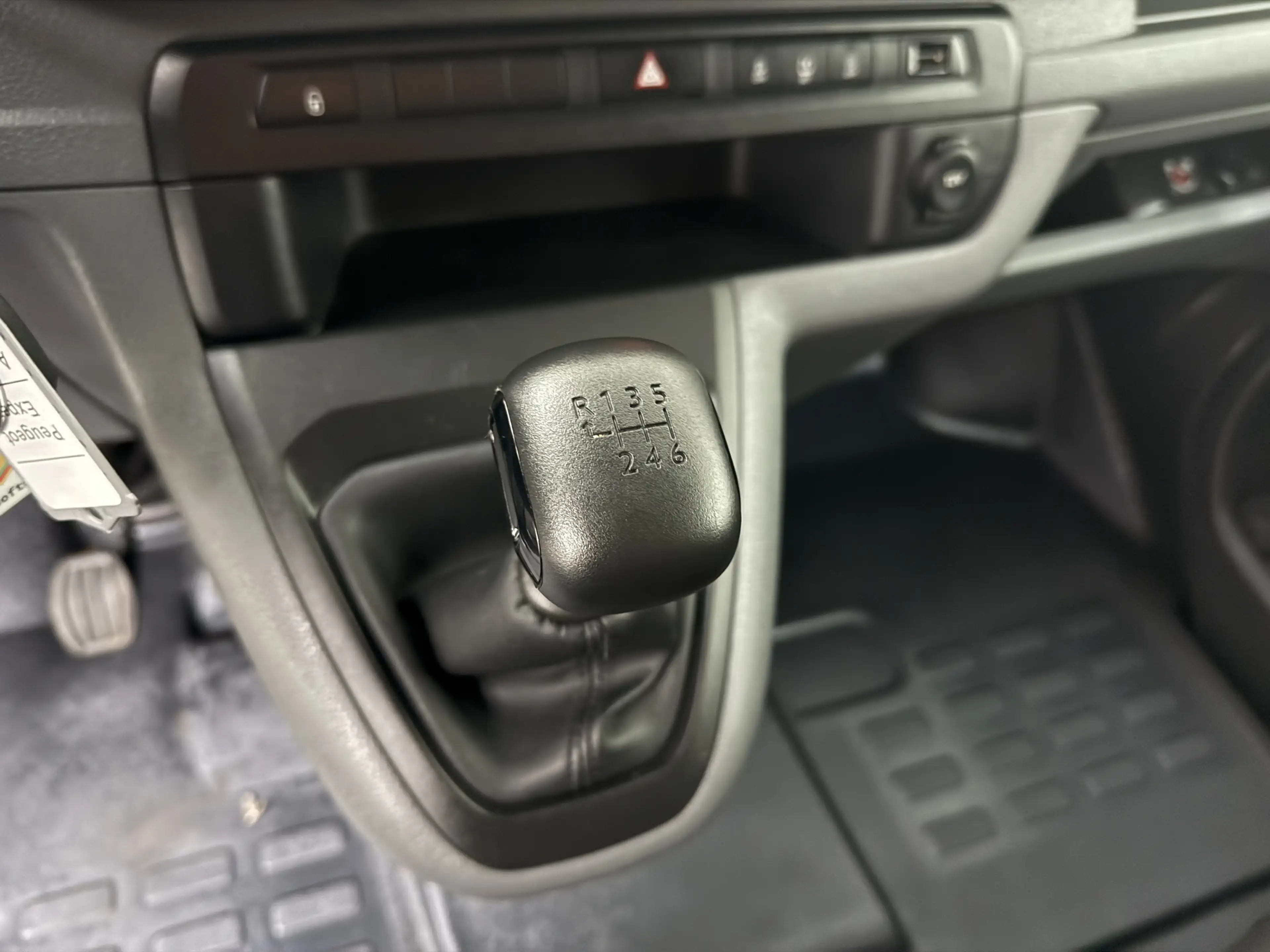 Peugeot Expert 2.0BlueHDI 120 Long Premium Dubbele Cabine | Airco — photo 16