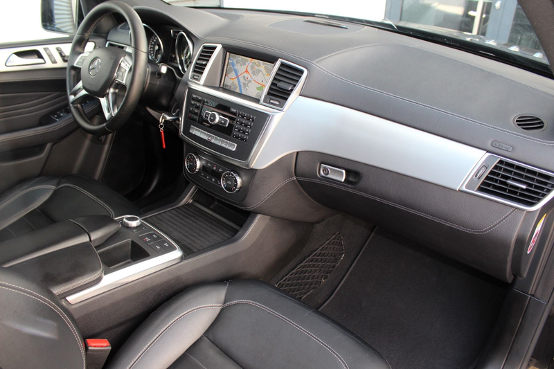 Mercedes-Benz ML 350 BT 4M AMG-PAKET PANO AHK KAMERA 21 ZOLL — photo 11
