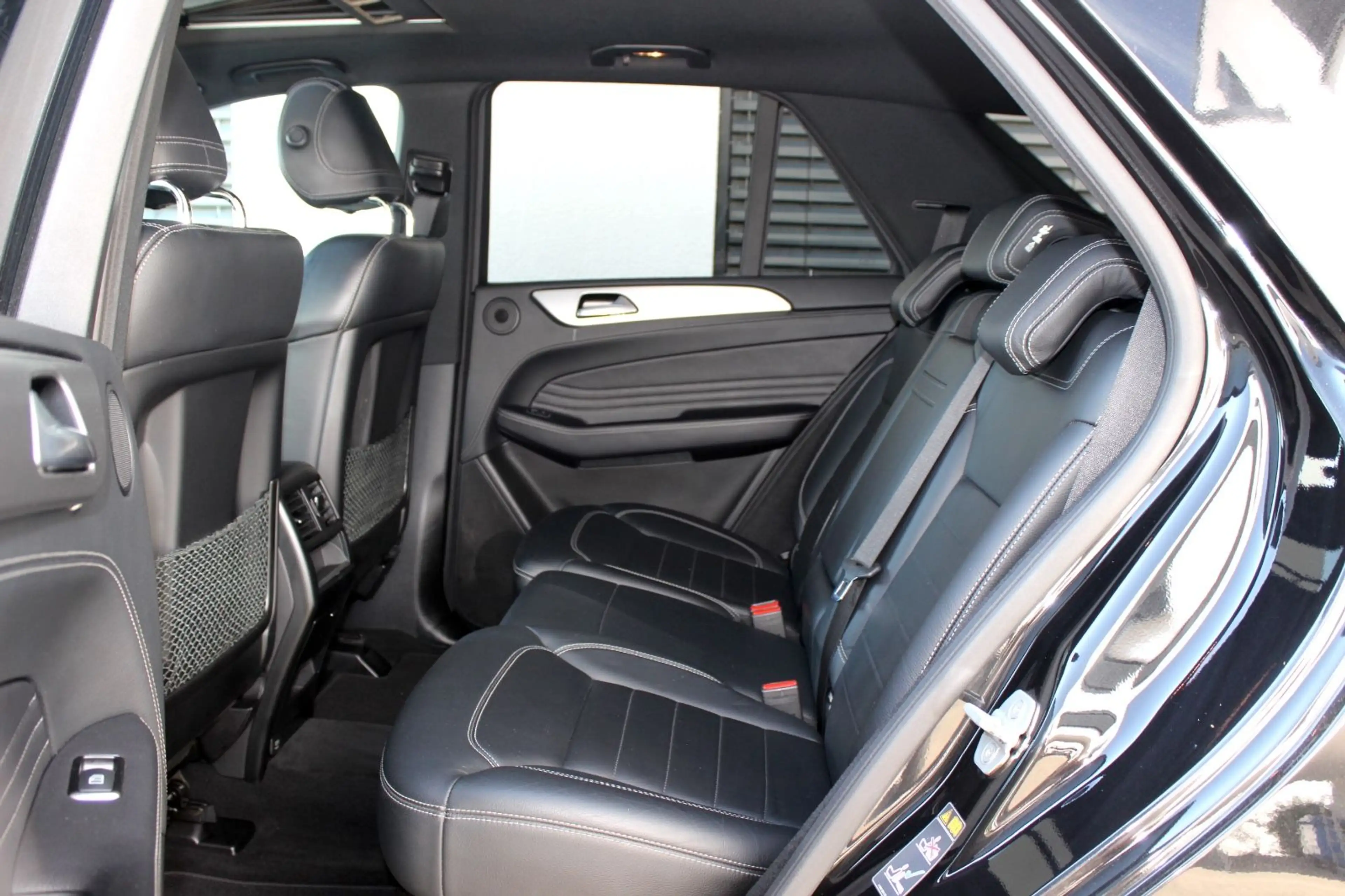 Mercedes-Benz ML 350 BT 4M AMG-PAKET PANO AHK KAMERA 21 ZOLL — photo 12