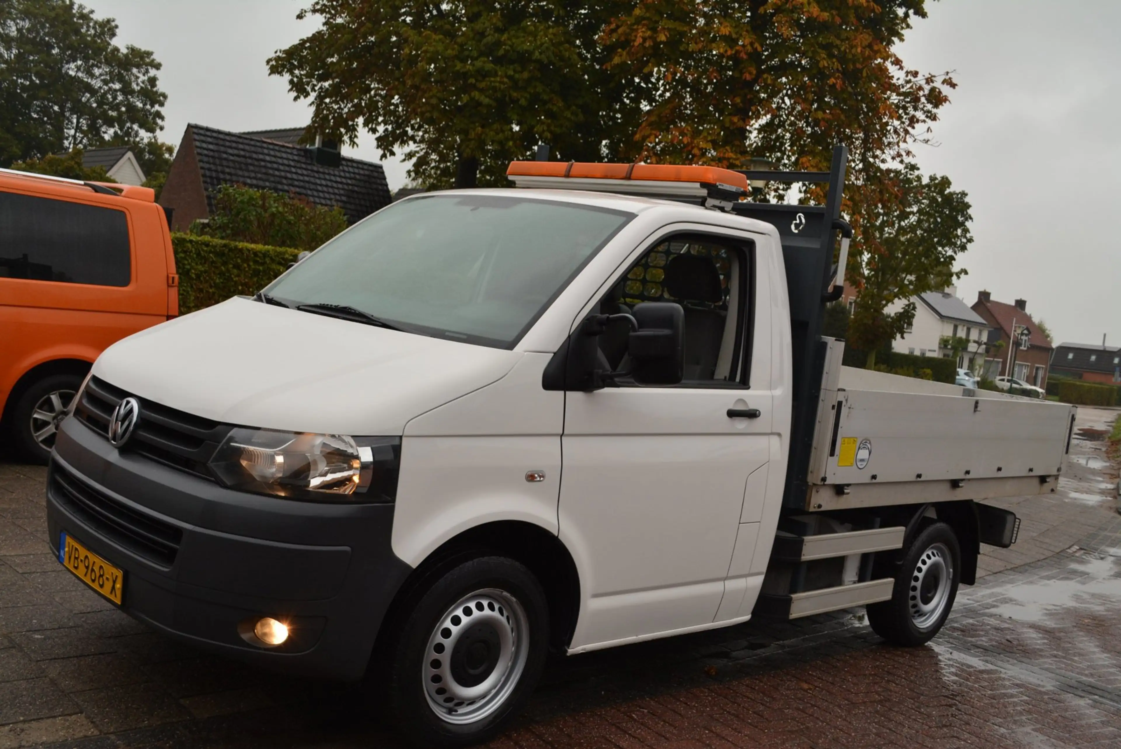 Volkswagen Transporter 2.0 TDI L1H1 Kipper, kieper, pick-up — photo 11