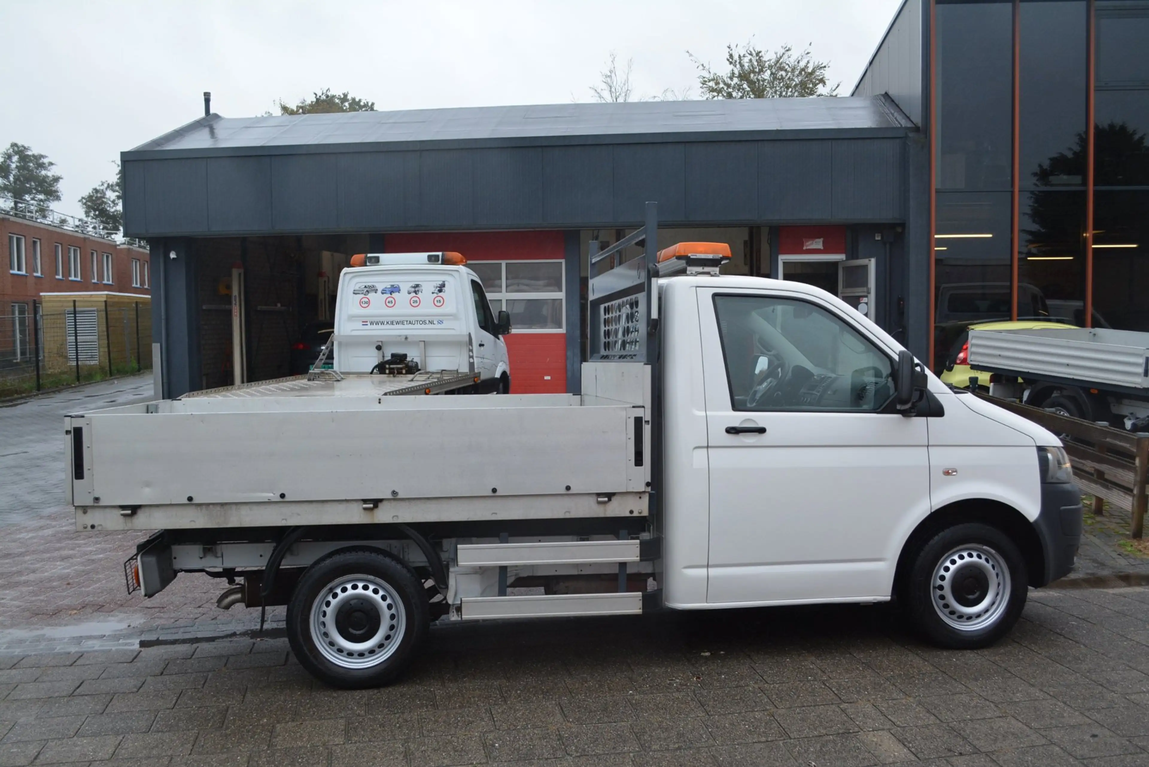 Volkswagen Transporter 2.0 TDI L1H1 Kipper, kieper, pick-up — photo 3