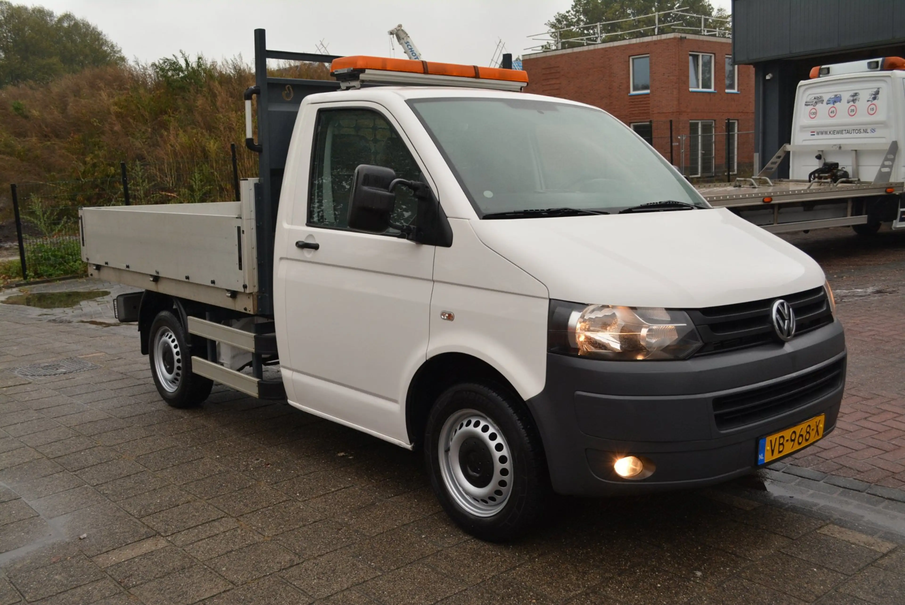 Volkswagen Transporter 2.0 TDI L1H1 Kipper, kieper, pick-up — photo 2