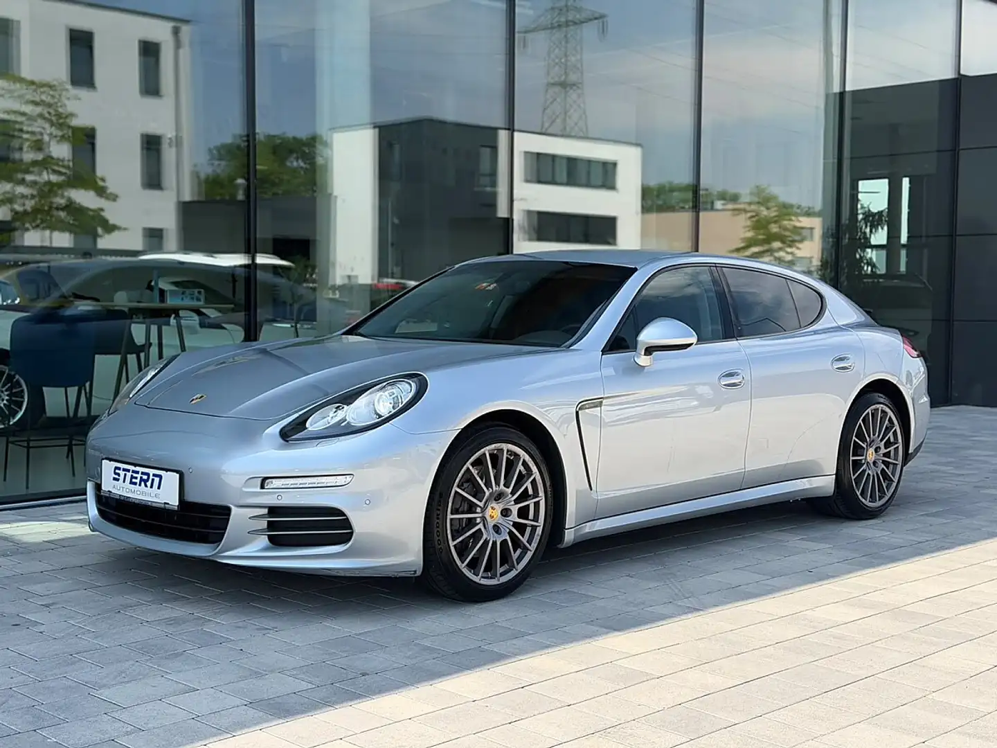 Porsche Panamera 4 DSG *METALLIC* BI-XENON* Silber - 1