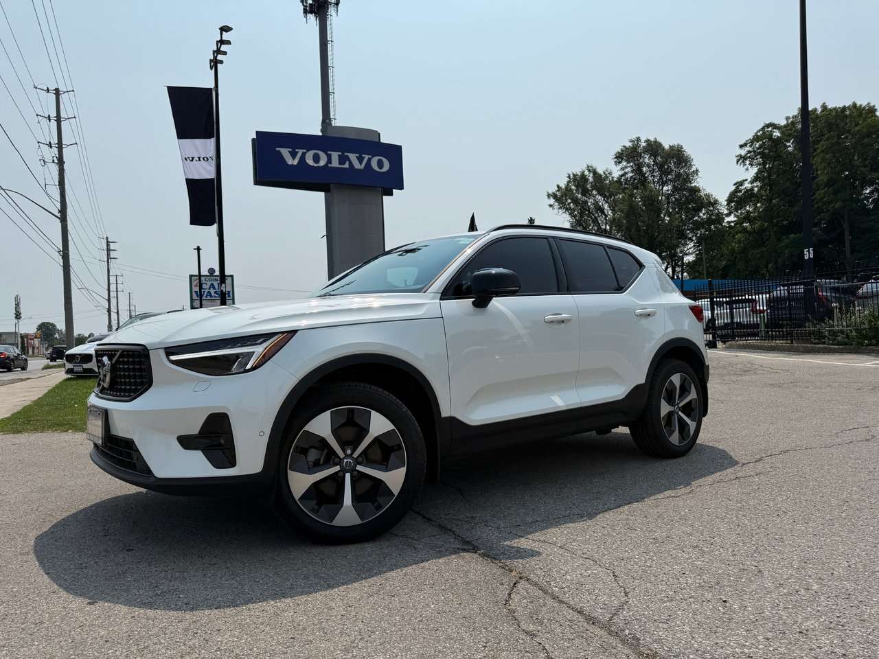 2026 Volvo XC40 Plus Dark Theme