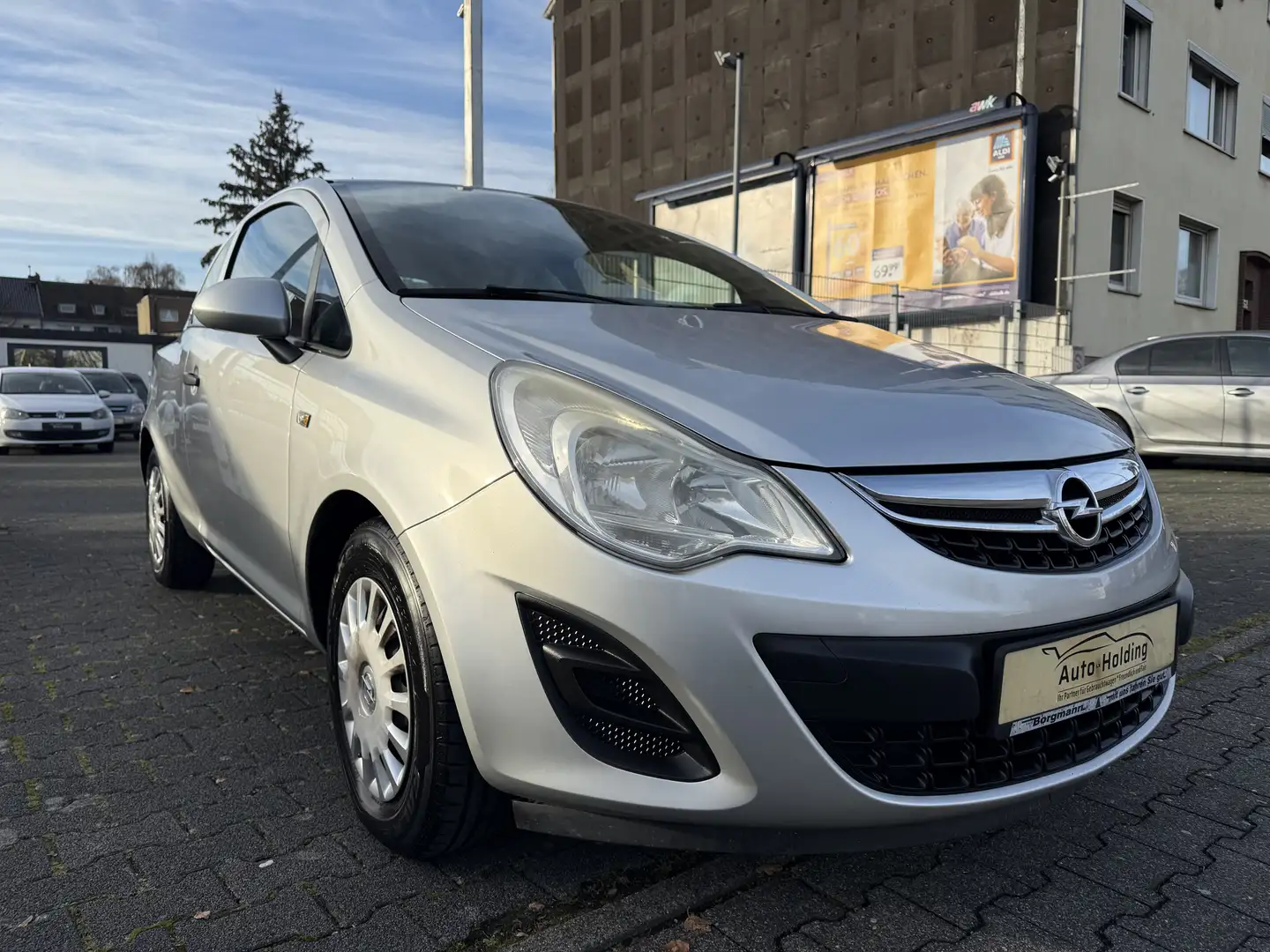 Opel Corsa 1.2 16V Klima ecoFLEX Selection 8-Fach Bereift Argent - 1