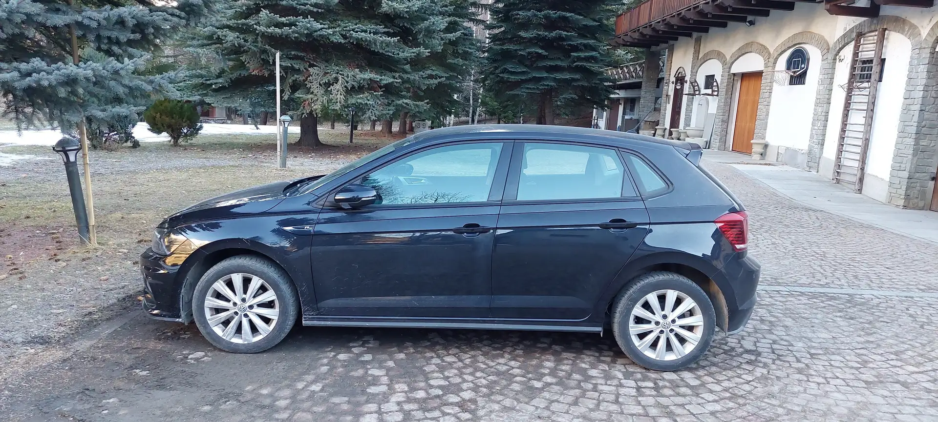 Volkswagen Polo Polo VI 2017 5p 1.6 tdi Highline 95cv Nero - 2