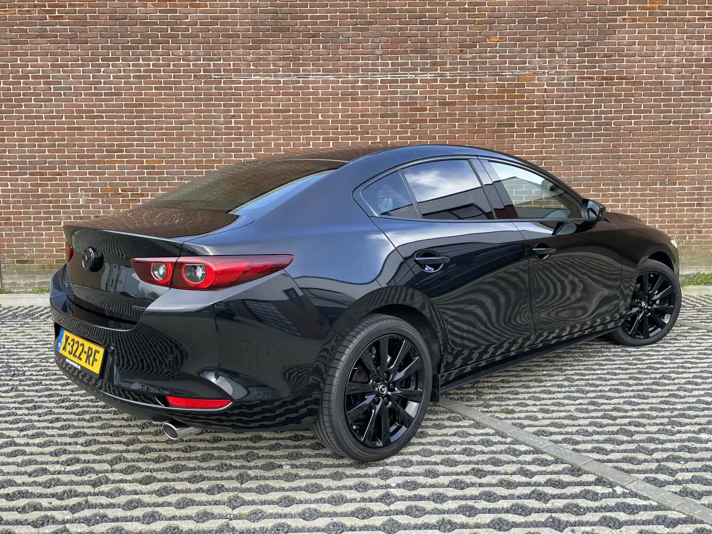 Mazda 3 2.0 e-SkyActiv-G M Hybrid 150 Exclusive-line | BLA Zwart - 2