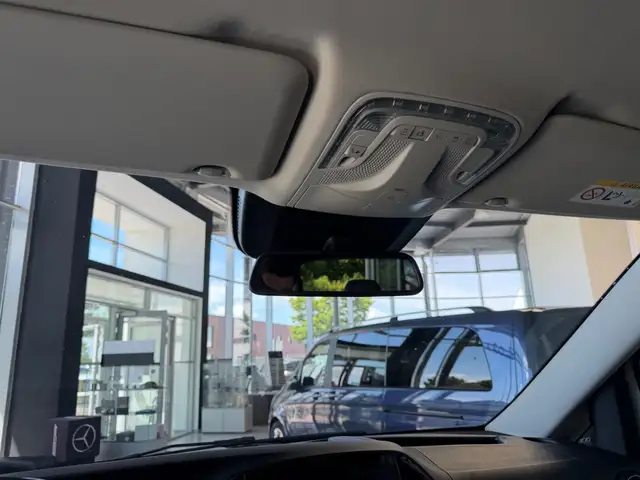 Mercedes-Benz Vito view 13