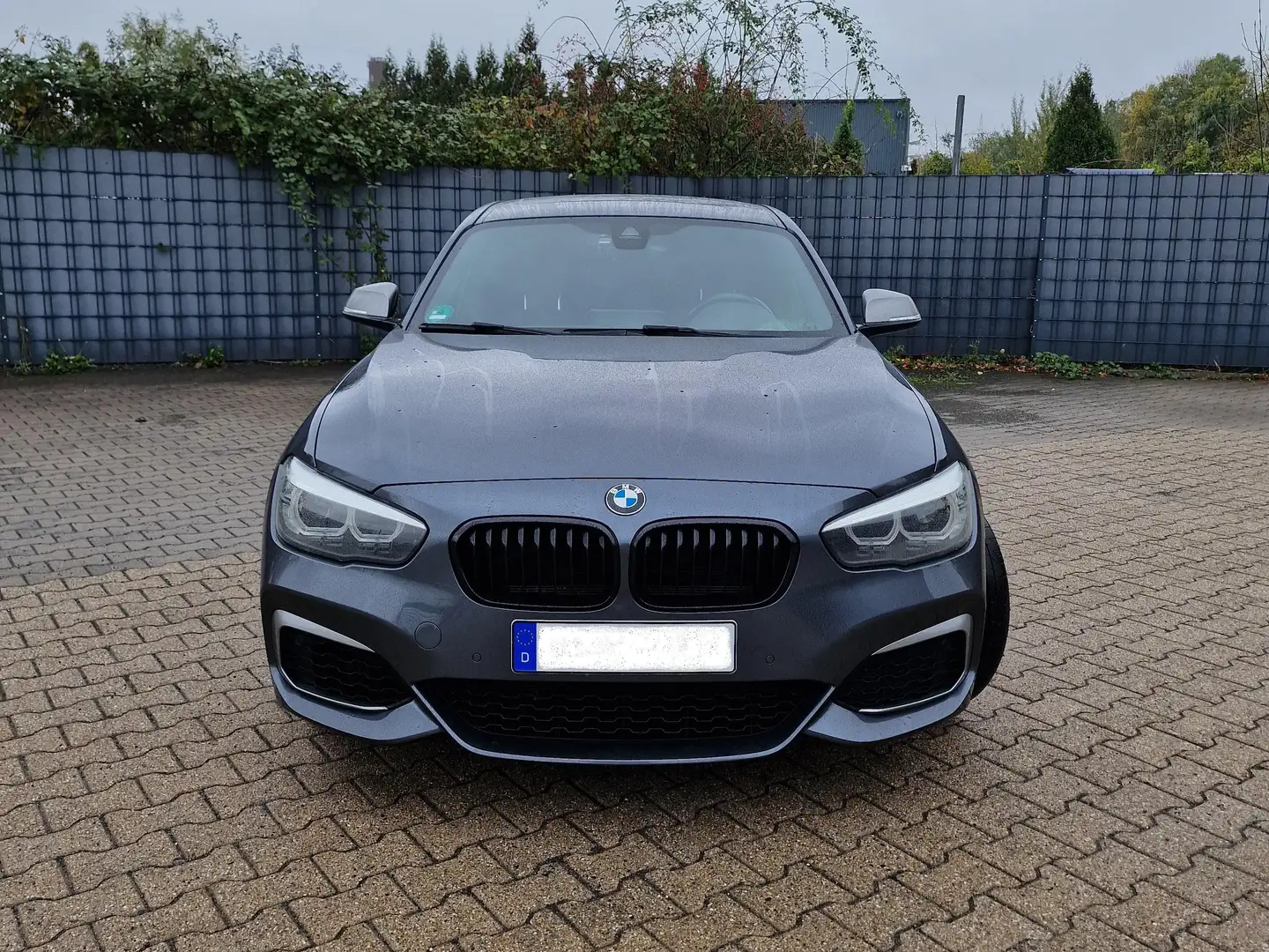 BMW 140 xDrive *Top Ausstattung*TUNING*DP*AGA*Bremse Grau - 1
