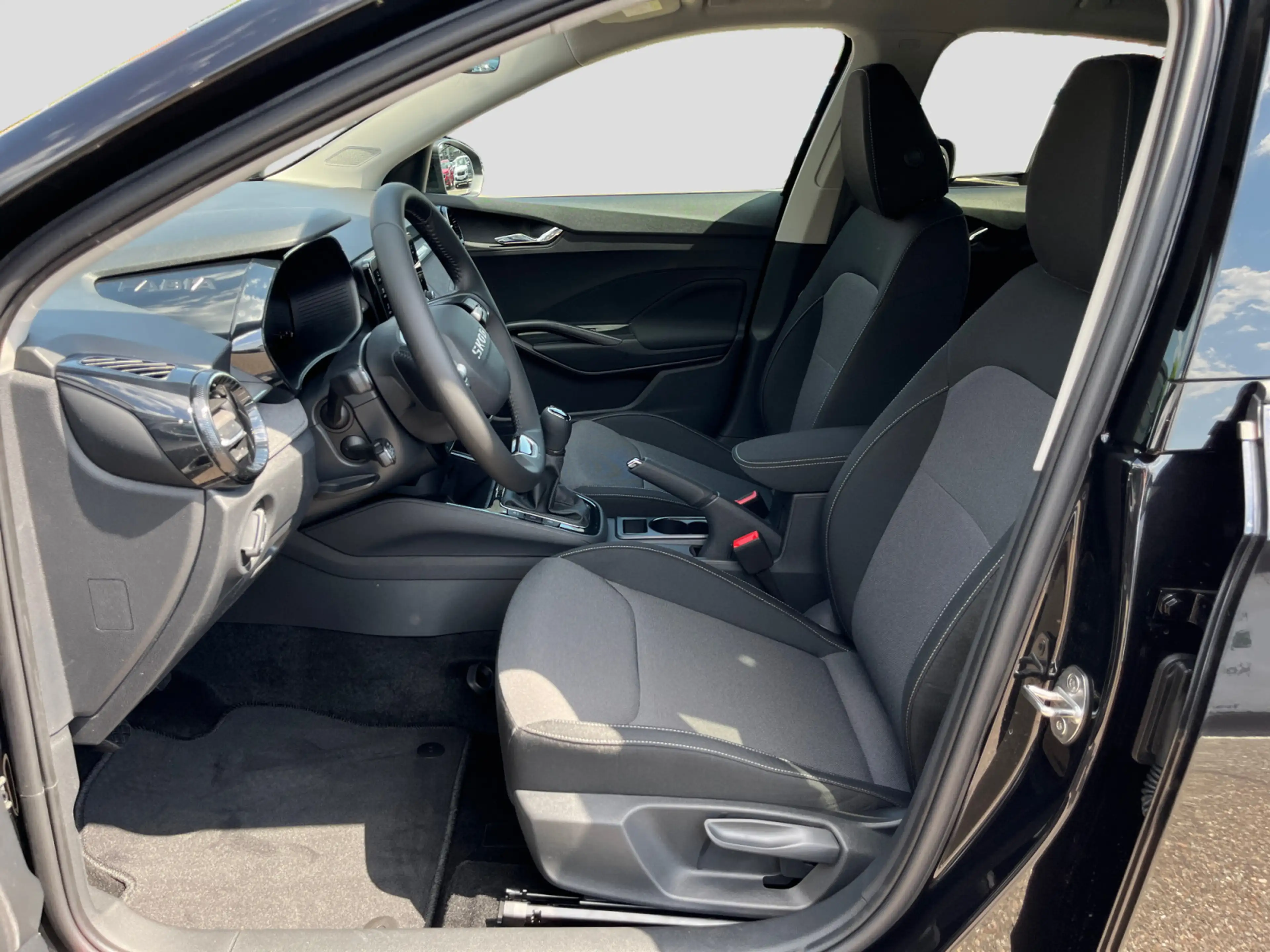 Skoda Fabia Balance 1,0TSI Klimaaut SHZ ACC Lenkradhzg — photo 10
