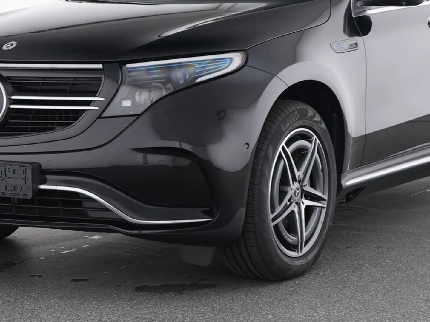 Mercedes-Benz EQC 400 400 4M AMG+Distro+SHD+360+Sound+Fahrassisten Schwarz - 2