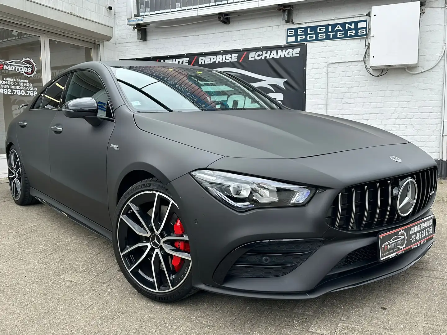 Mercedes-Benz CLA 35 AMG 4-Matic Akrapovic Zwart - 1