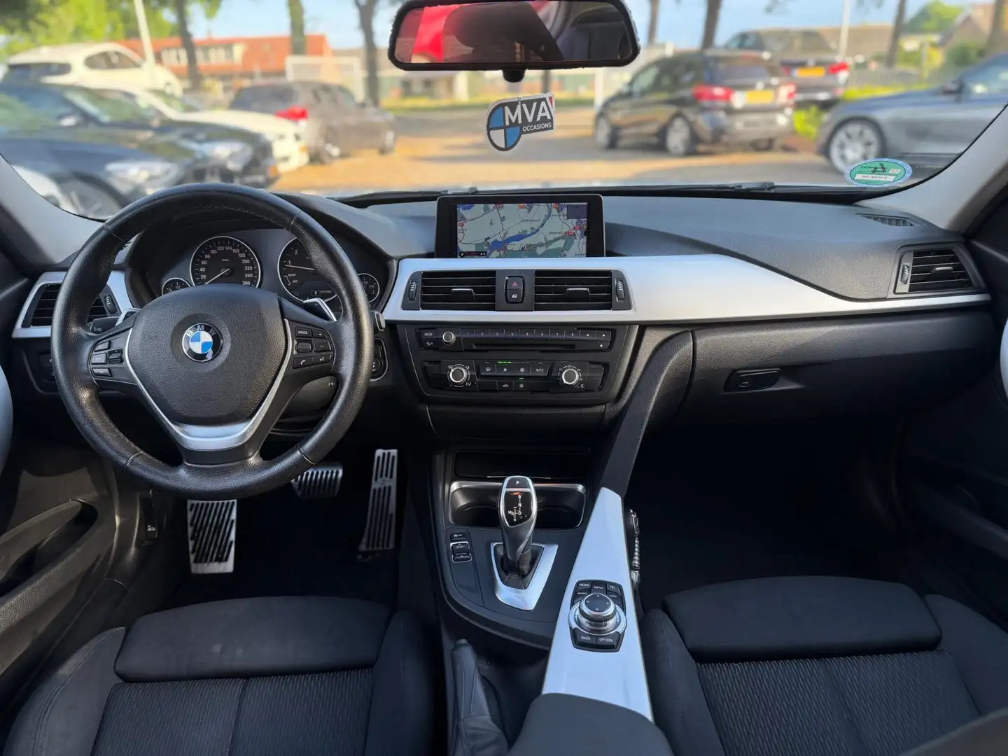 BMW 320 3-serie 320i High Executive Sport|Ketting vervange Gris - 2