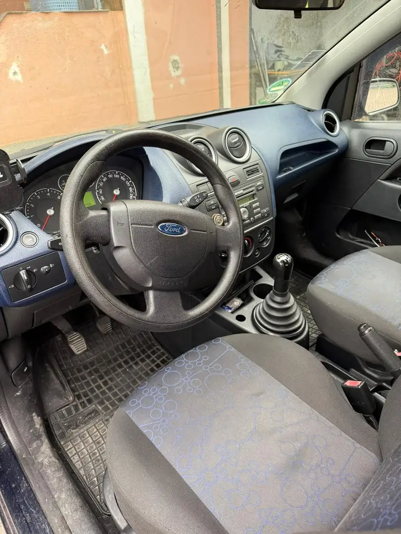 Ford Fiesta Fiesta Bravo 1,3 Blau - 1