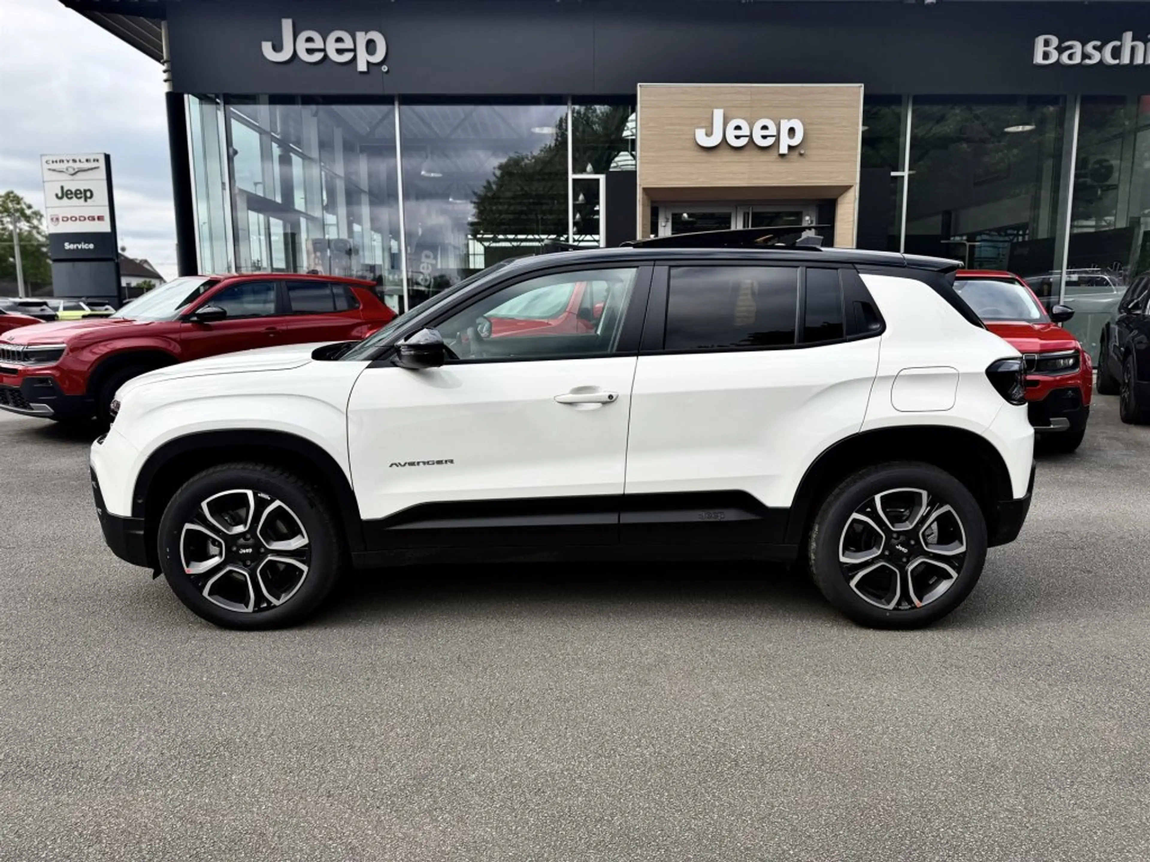 Jeep Avenger Summit *Schiebedach/Leder* — photo 5