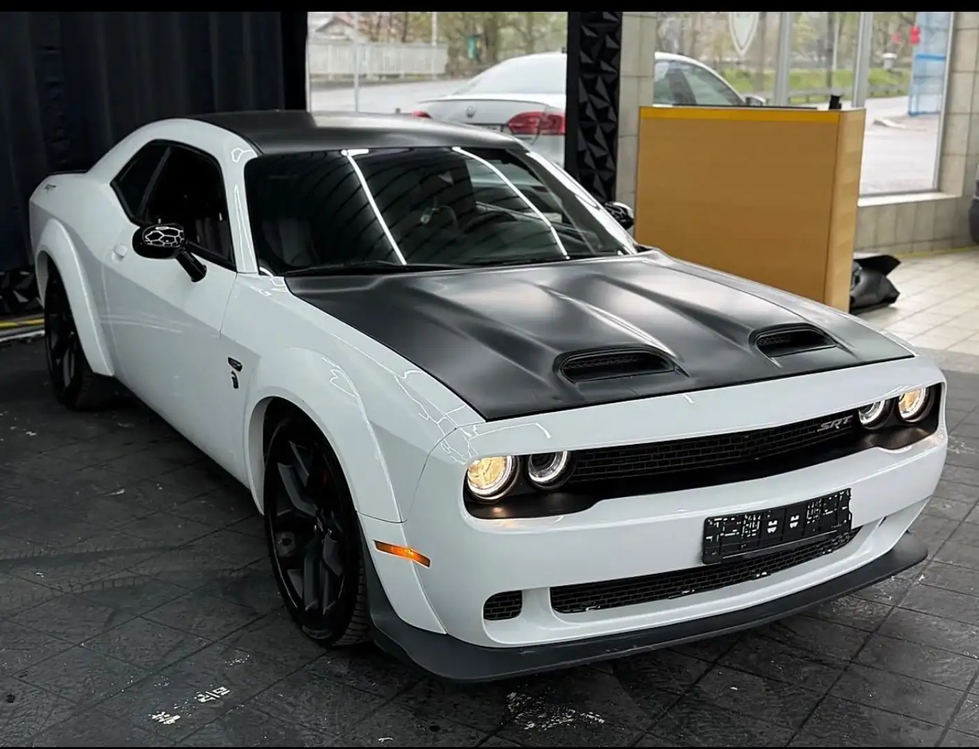 Dodge Challenger 5.7 V8 EU PREIS 45.000.- Weiß - 2