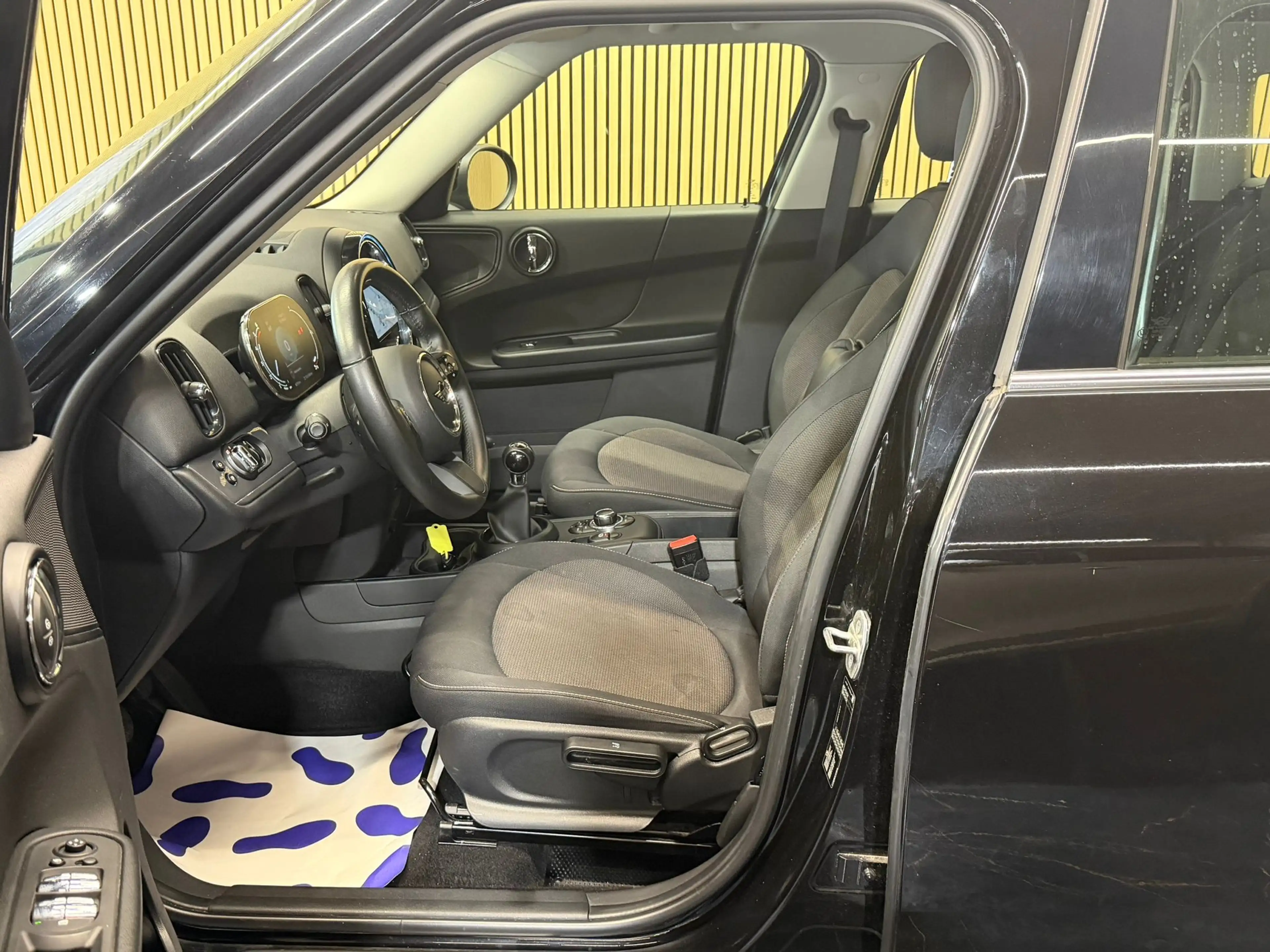 MINI Cooper D Countryman 1.5D * ONE D * GARANTIE 12 MOIS * 1ER PROP * — photo 8