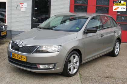 Skoda Rapid/Spaceback 1.2 TSI Greentech , AIRCO , NIEUWE APK