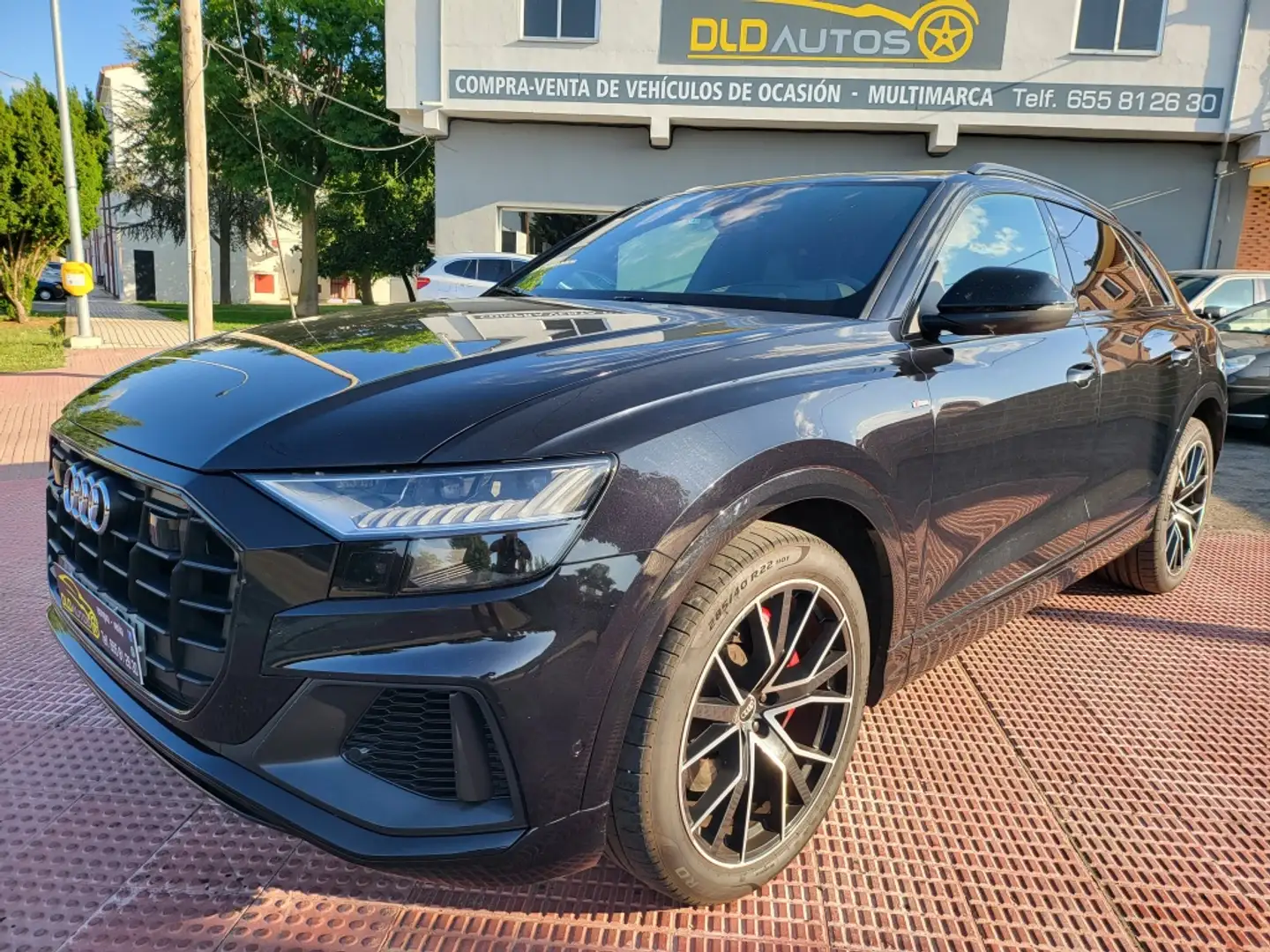 Audi Q8 60 TFSIe Black line plus quattro Negro - 1