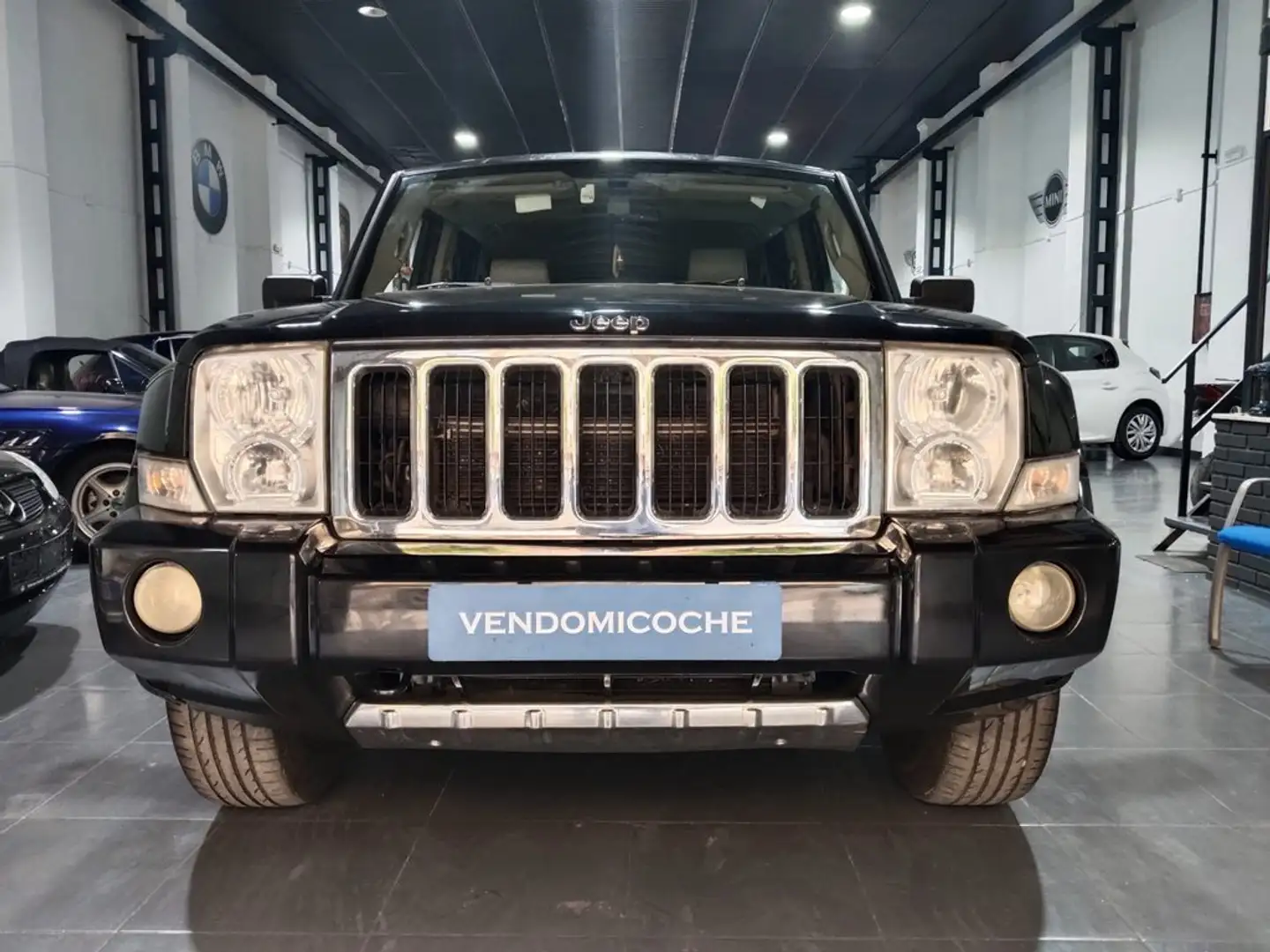 Jeep Commander 3.0CRD Limited Aut. Schwarz - 1