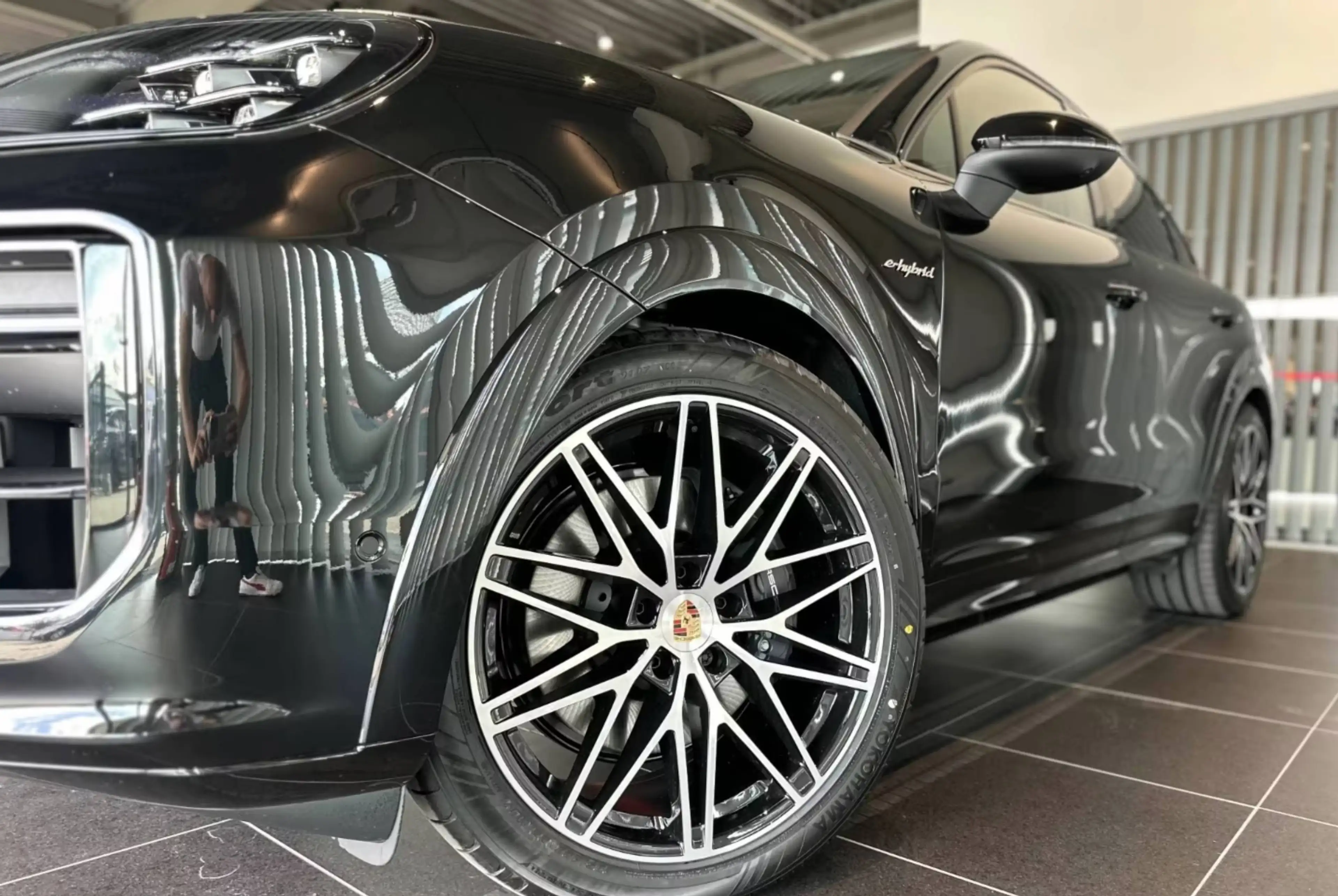 Porsche Cayenne E-Hybrid — photo 6