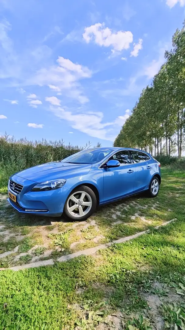 Volvo V40 D2 Summum - 1