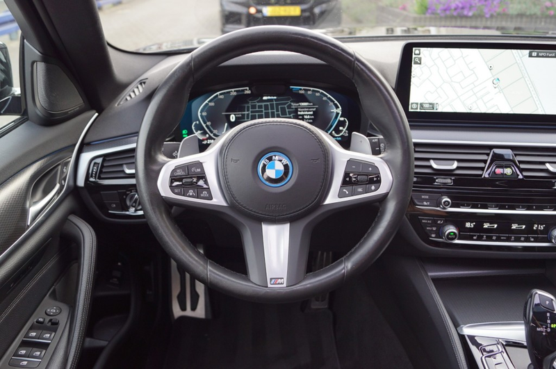 BMW 530 530e (292pk) M pakket HUD/H&K/Pano/Comfort Stoelen — photo 8