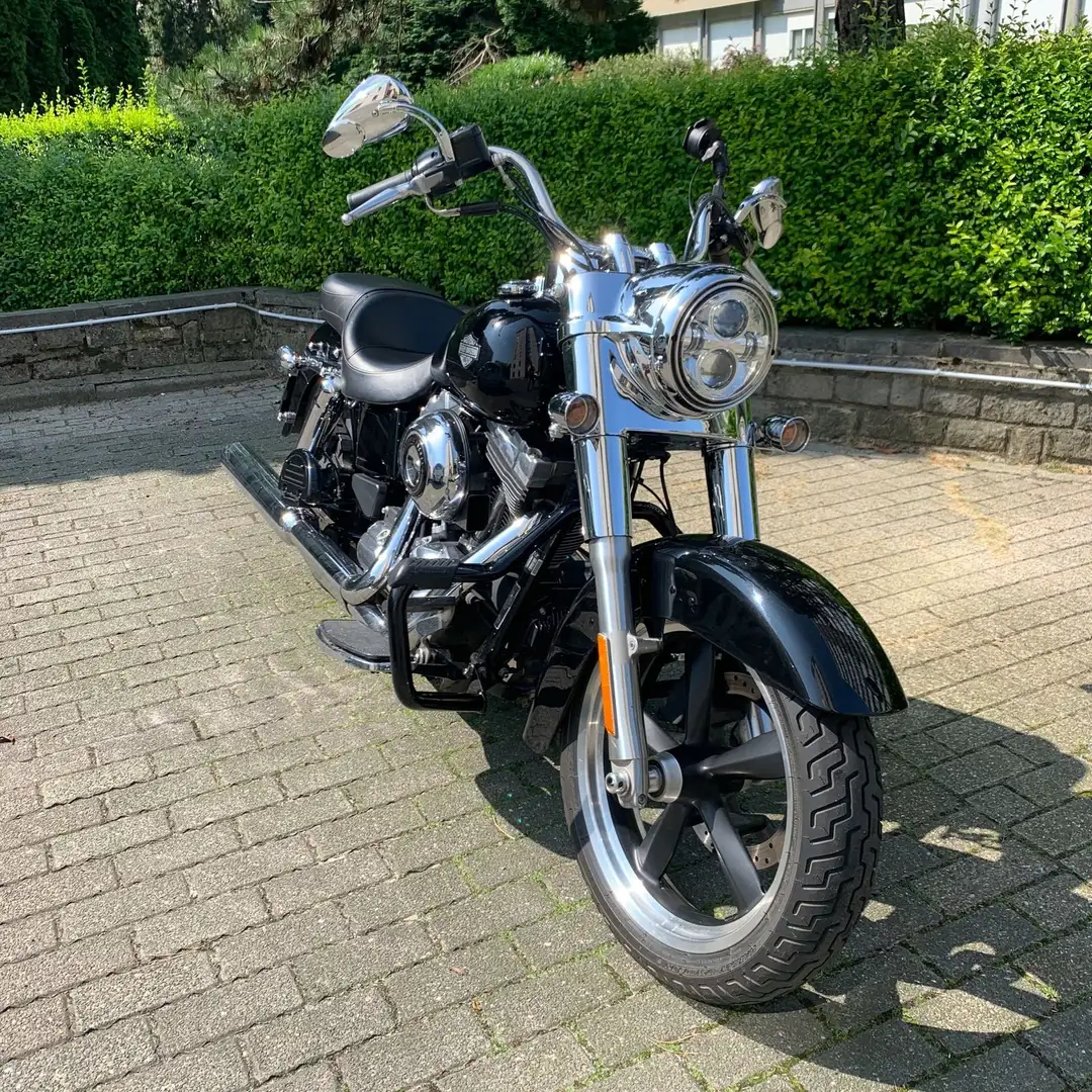 Harley-Davidson Dyna Switchback Zwart - 2